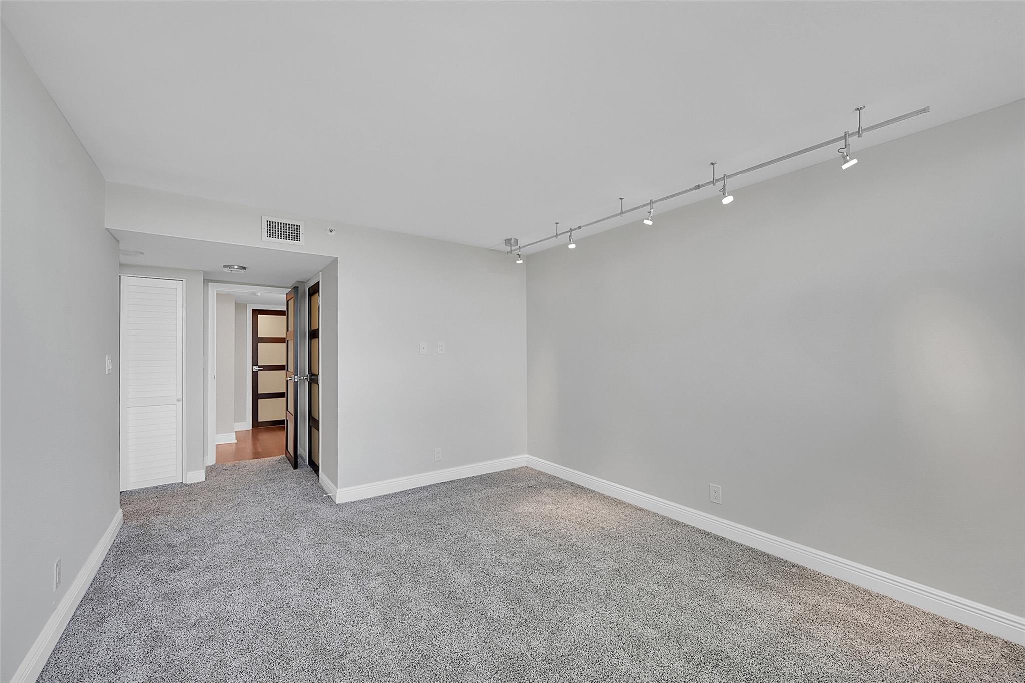 Voyager Condo - Residential