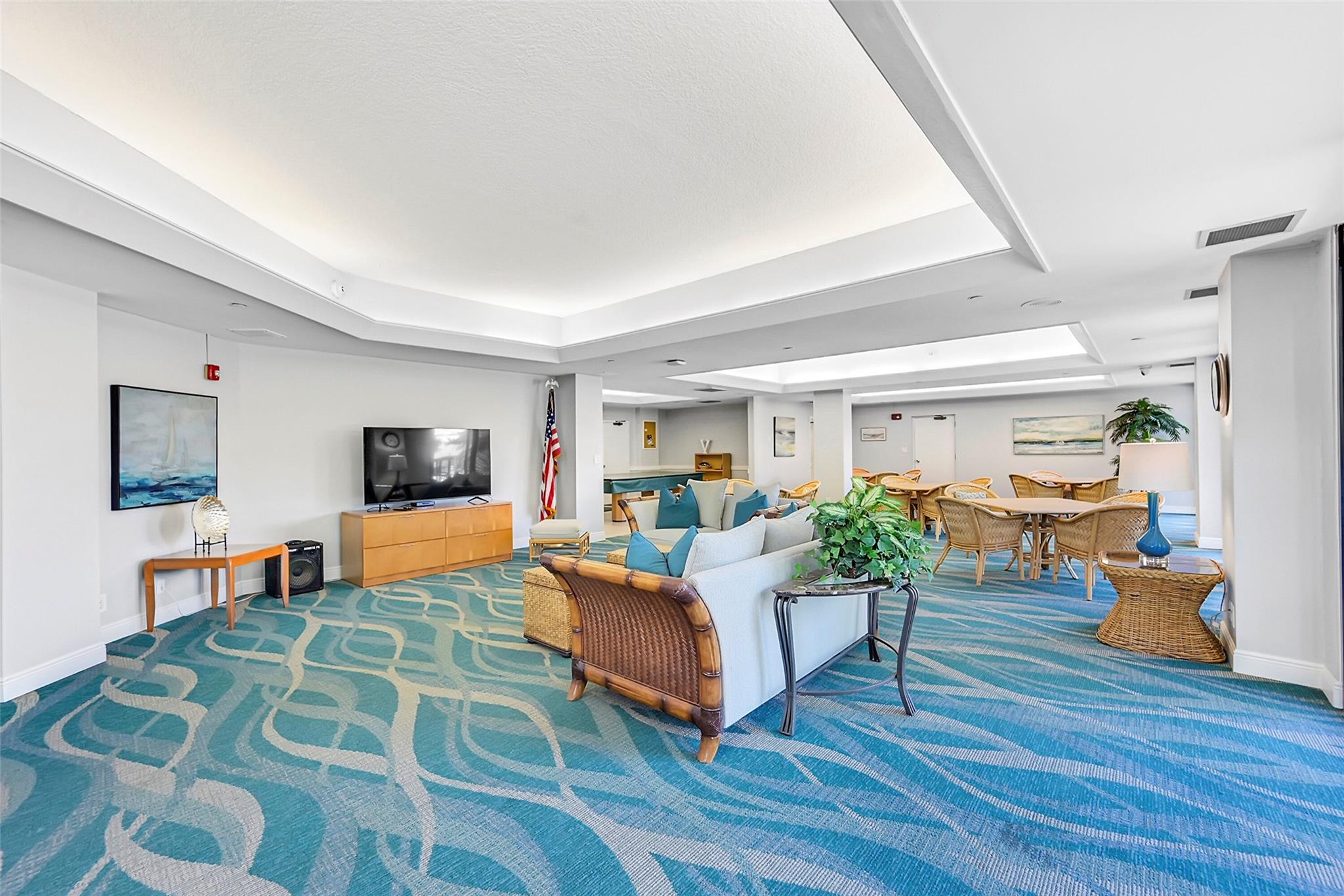 Voyager Condo - Residential