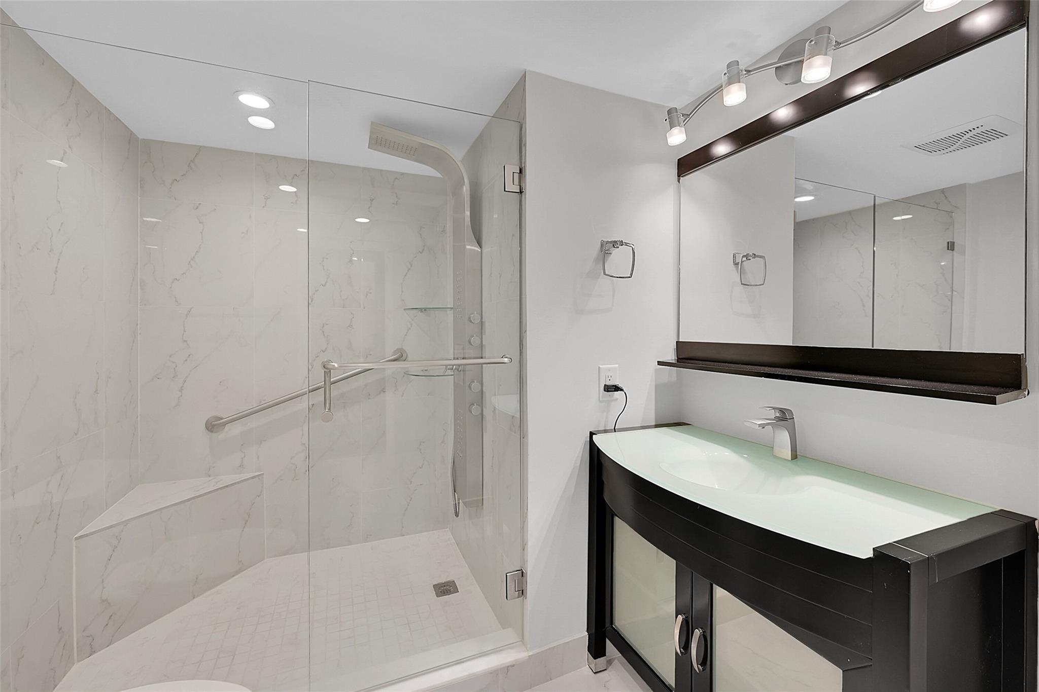 Voyager Condo - Residential