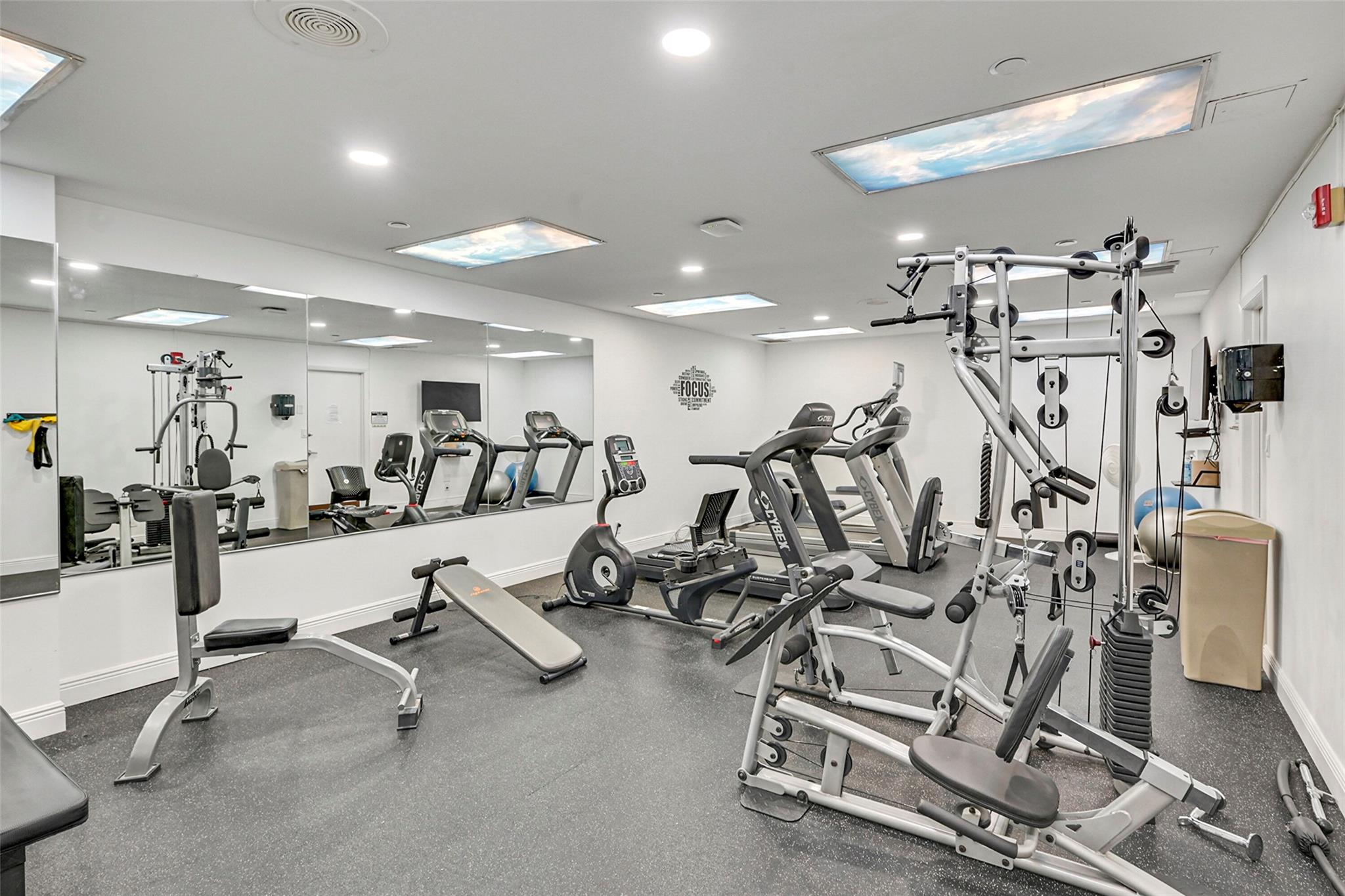 Voyager Condo - Residential