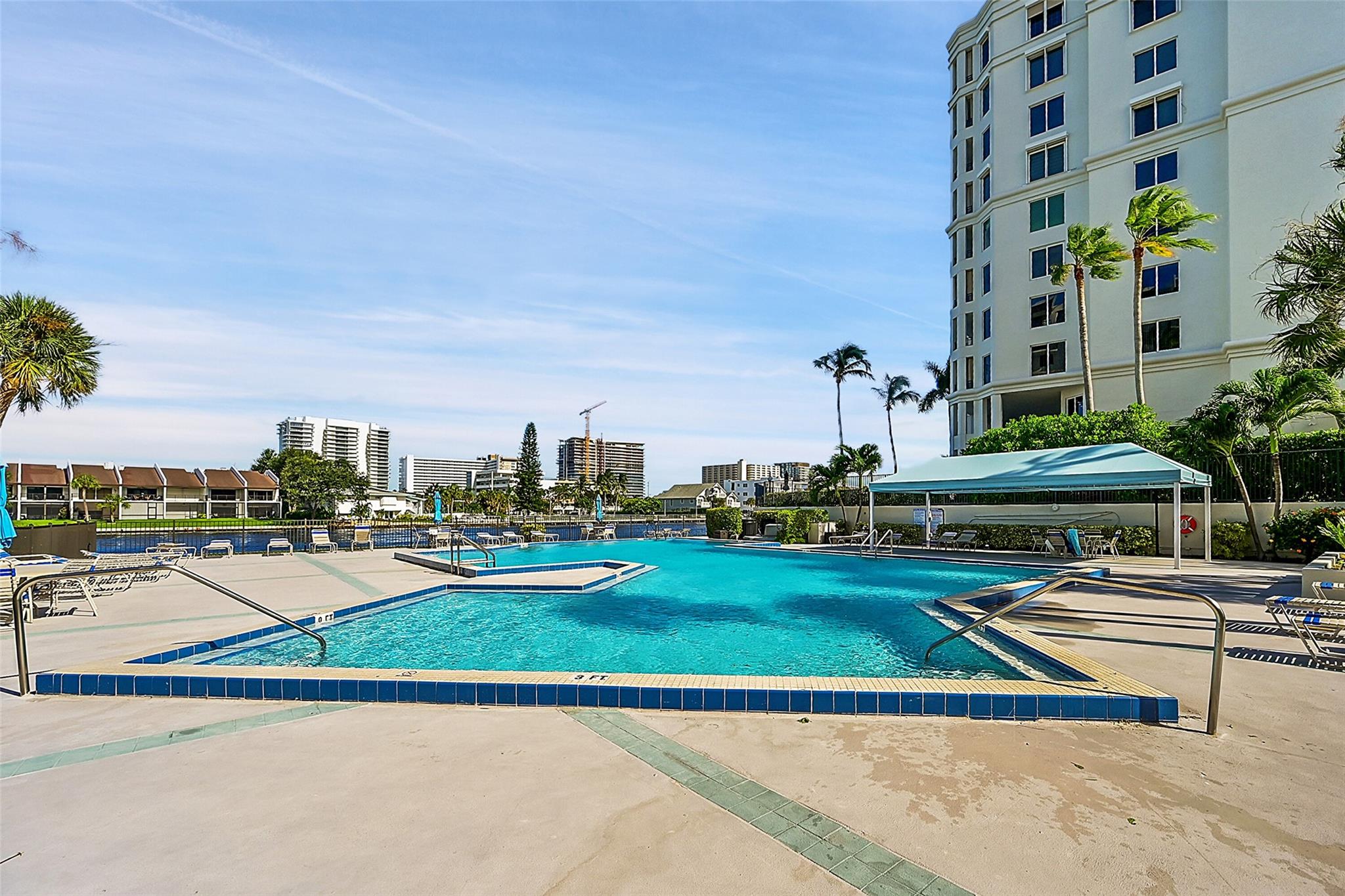 Voyager Condo - Residential