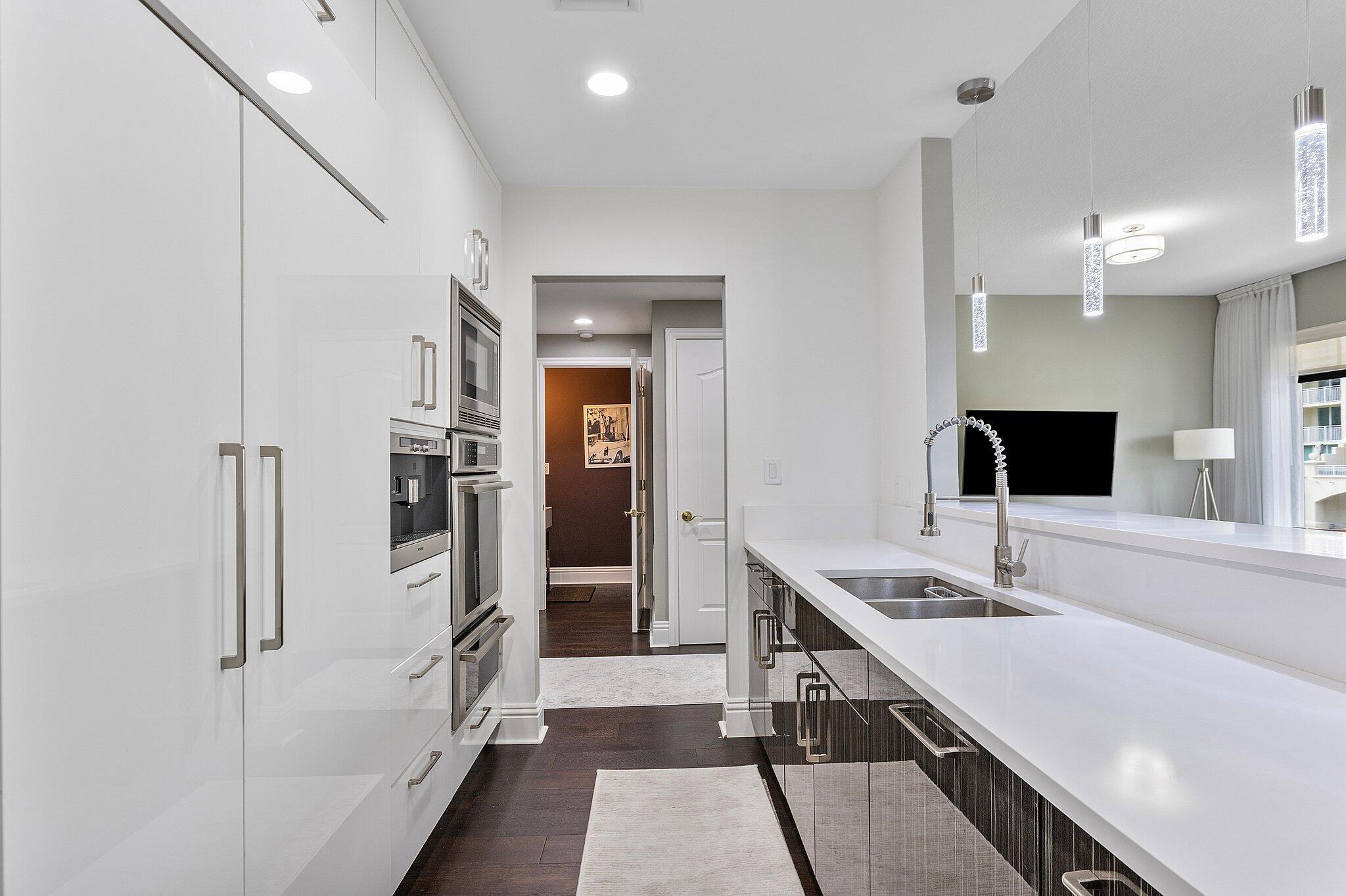 200 EAST PALMETTO PARK CONDO - Residential