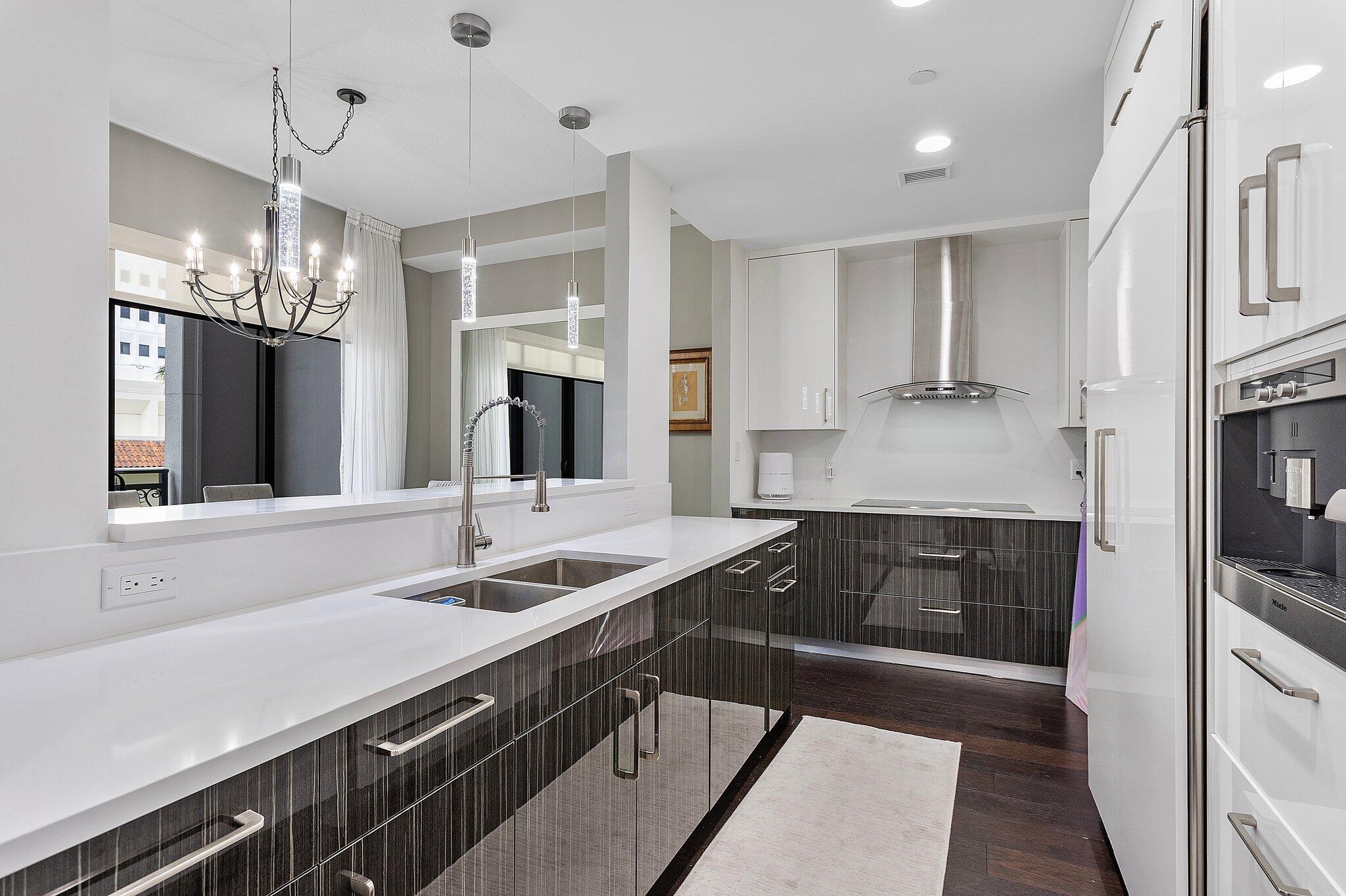 200 EAST PALMETTO PARK CONDO - Residential