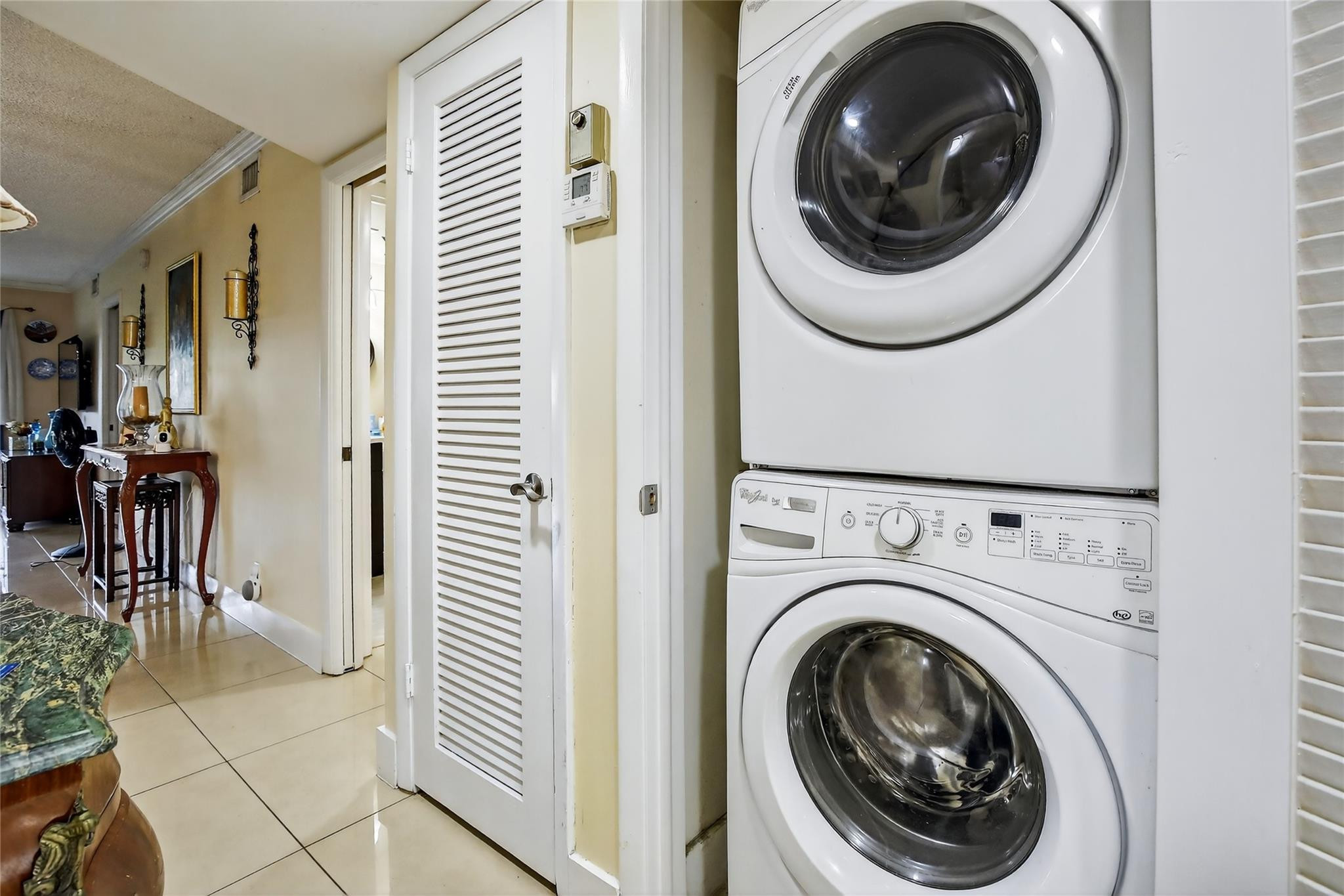 HOLLYBROOK GOLF & TENNIS - Residential