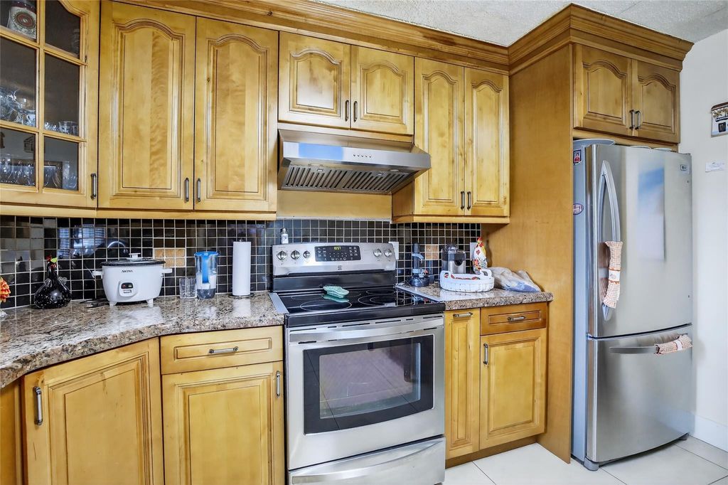 Photo of 211 S Hollybrook Drive #107, Pembroke Pines, FL 33025 (MLS # F10516874)