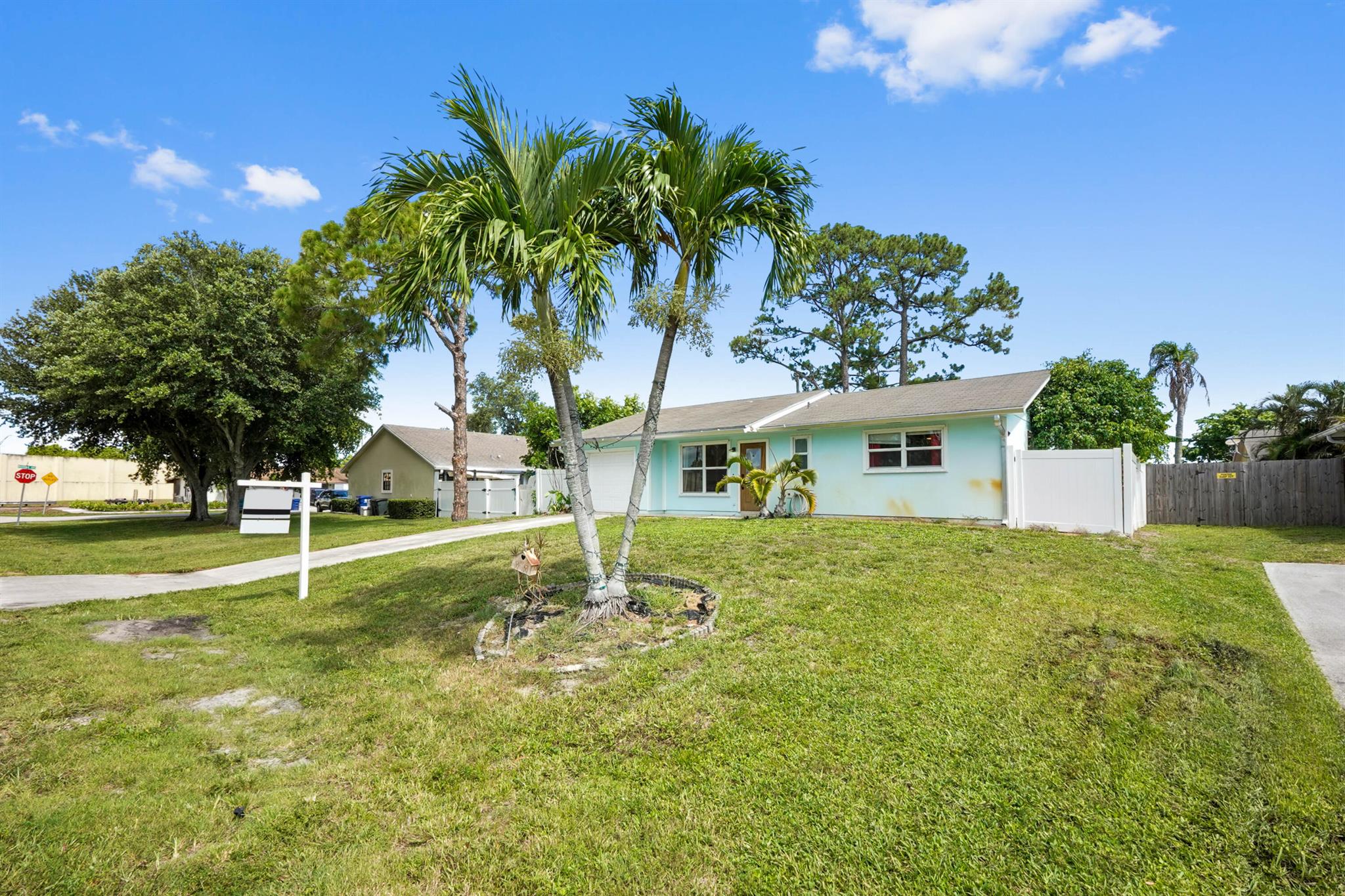 6103 Ebert Street, Jupiter, FL, 33458/$475,000 1 6103 Ebert Street