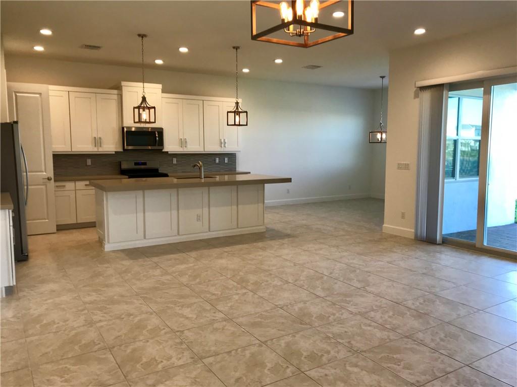 ANDALUCIA PUD PLAT - Residential Lease