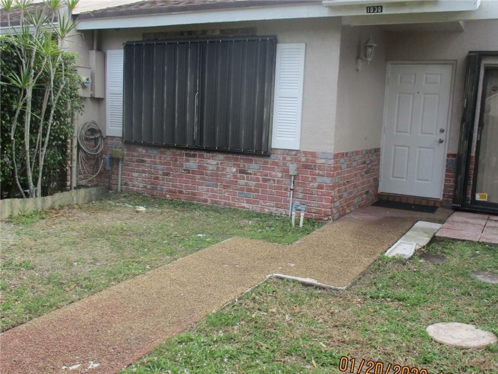 Photo of 1030 NW 53 ST #1030, Deerfield Beach, FL 33064 (MLS # F10317714)