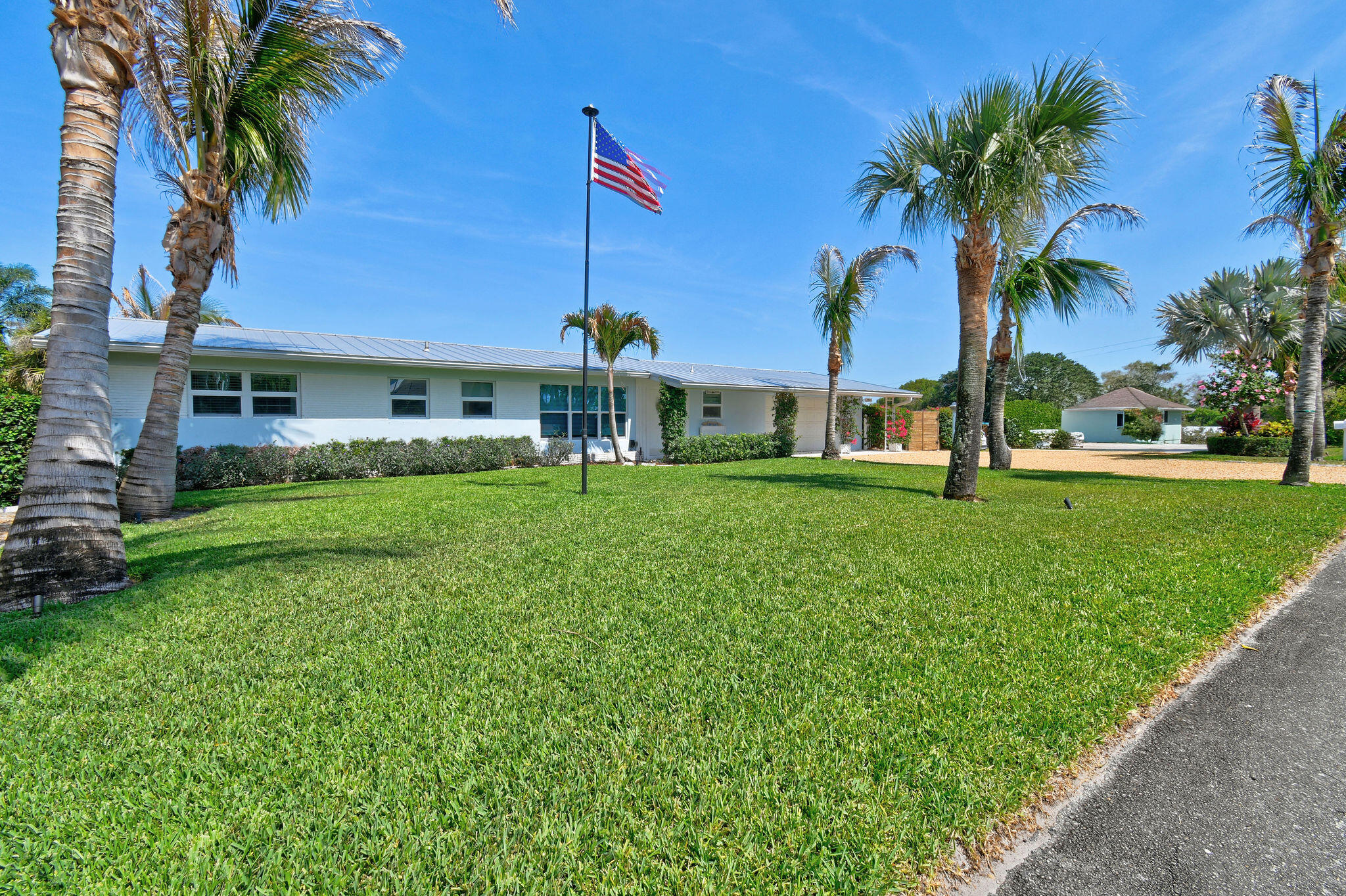12890 SE Circle Drive
