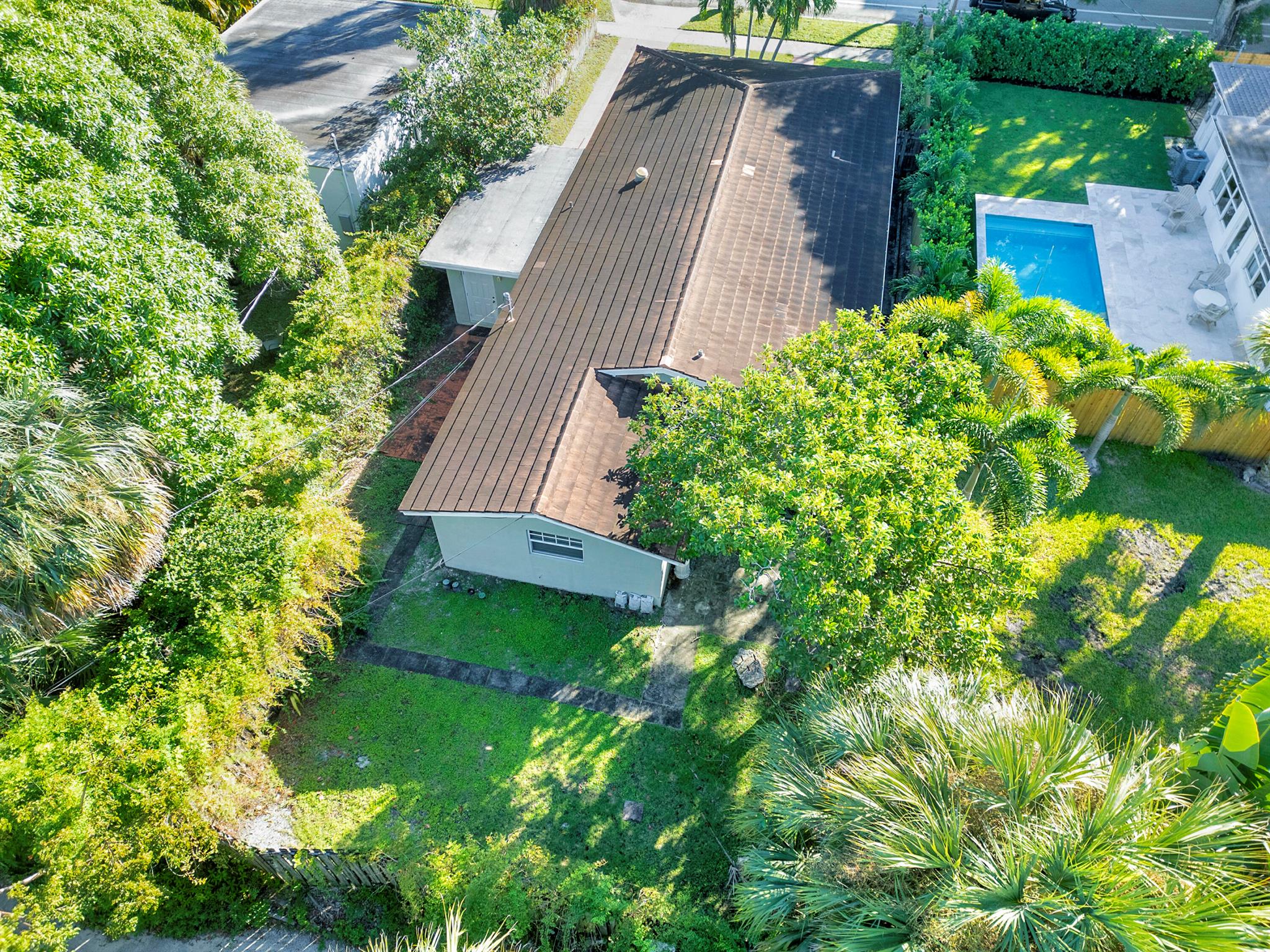 GALE LAKE WORTH 1 REAMNDE - Commercial Lease