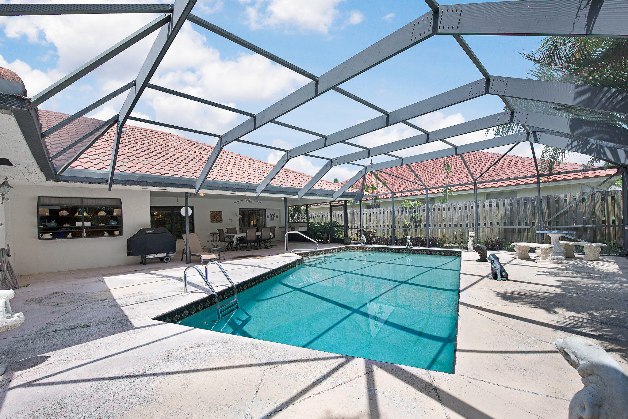 FRENCHMENS LANDING - Residential