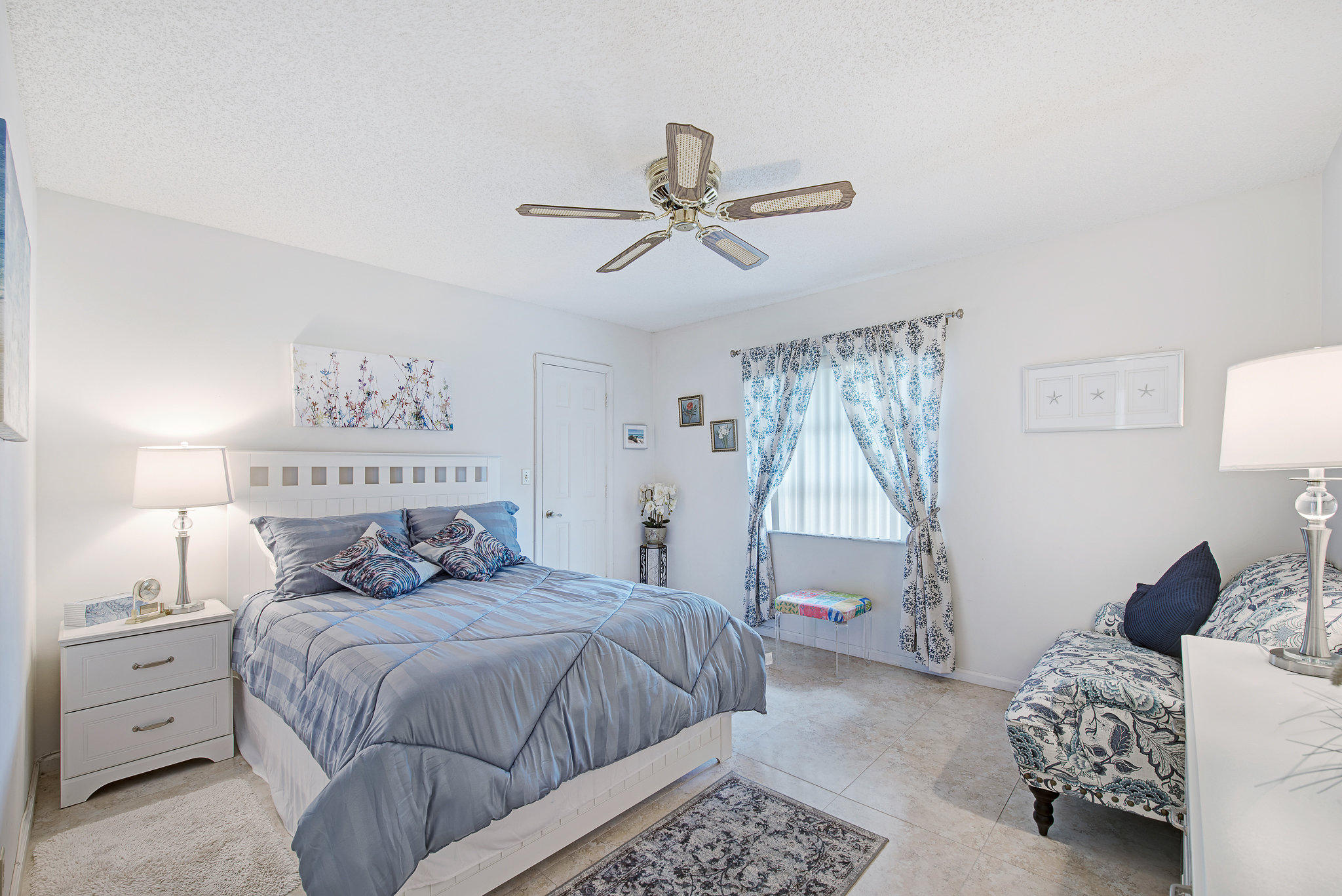 FRENCHMENS LANDING - Residential