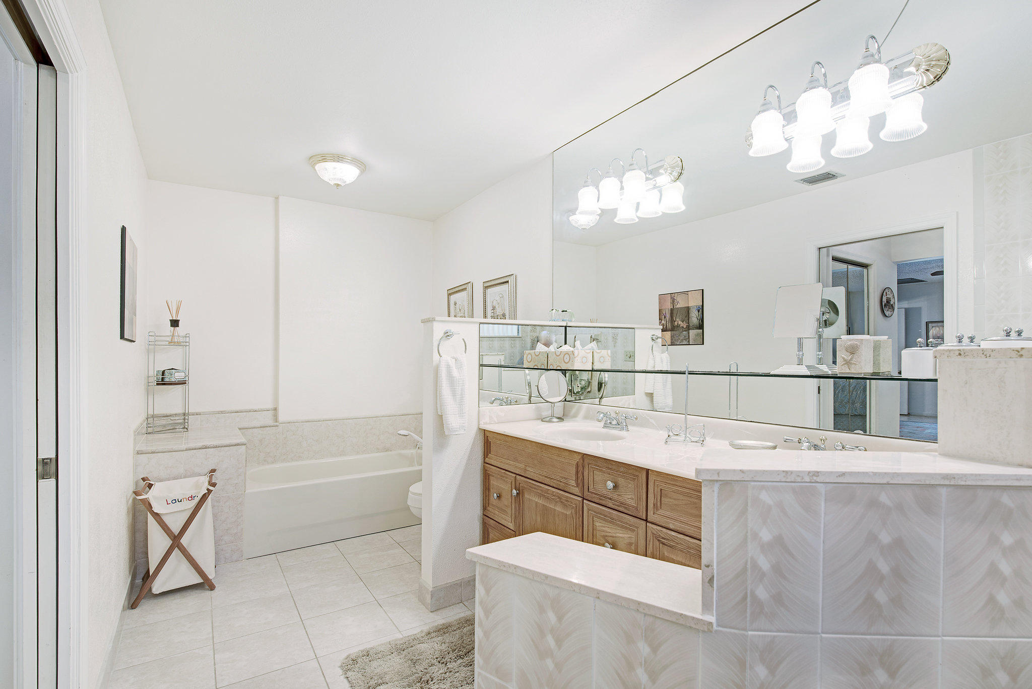 FRENCHMENS LANDING - Residential