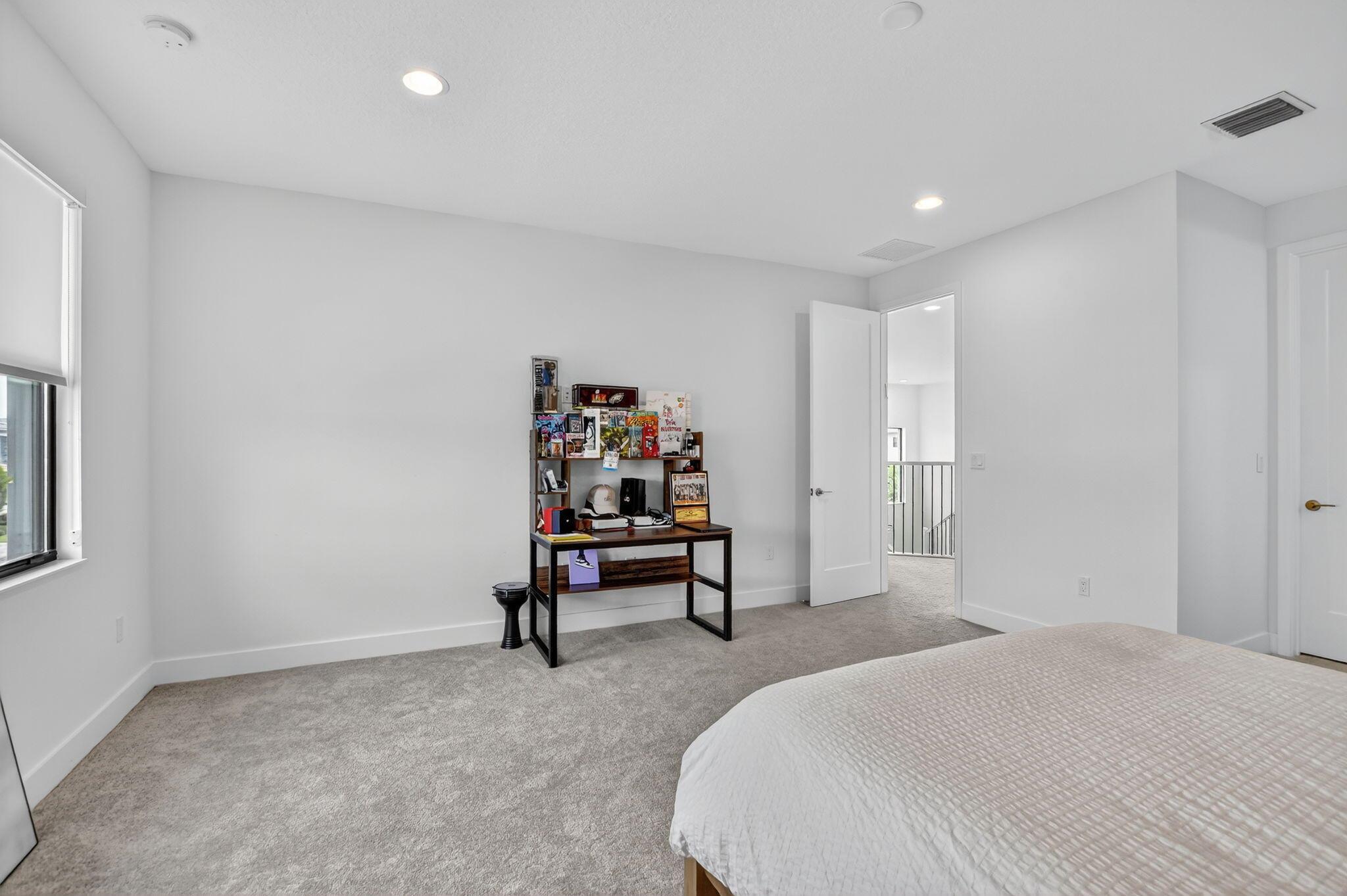 Lotus Palm - Residential