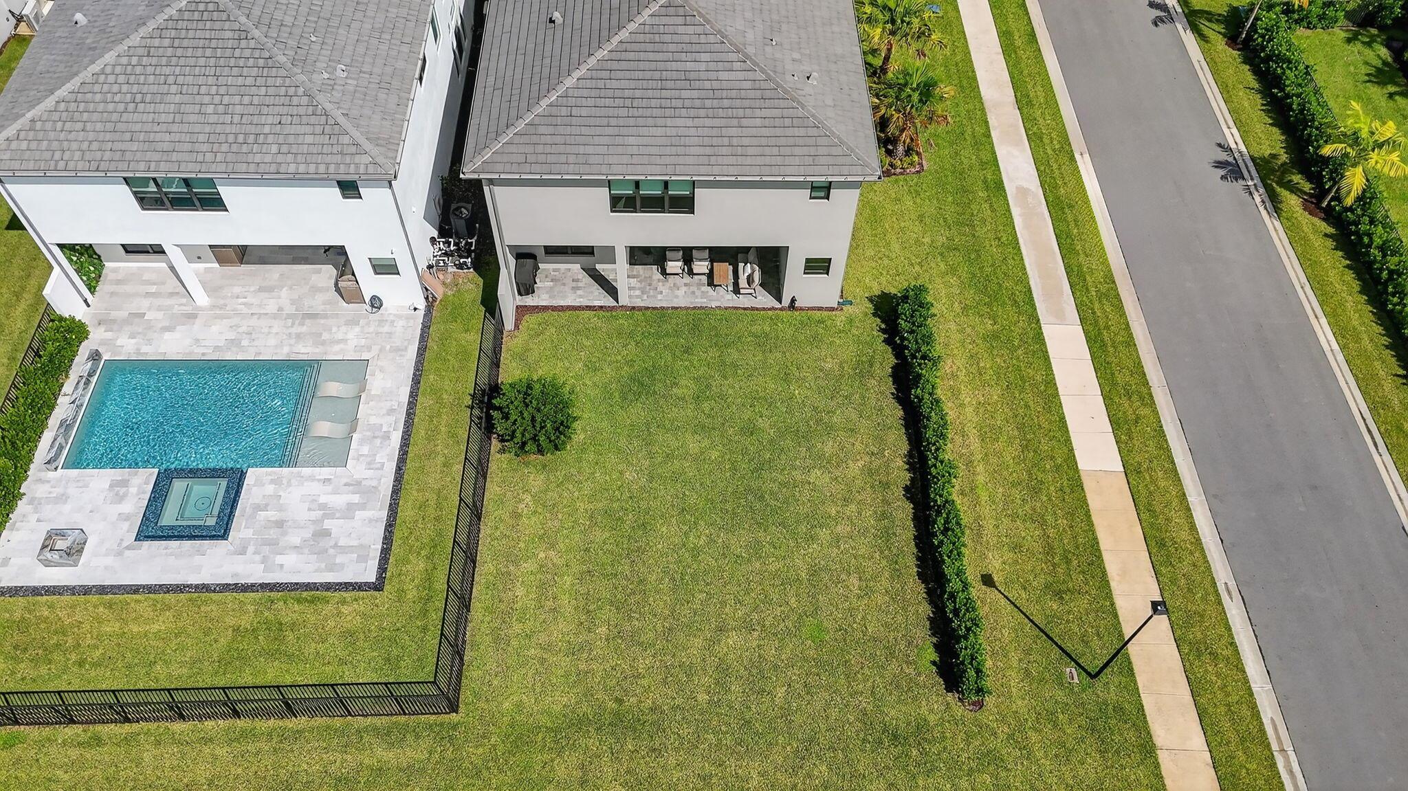 Lotus Palm - Residential