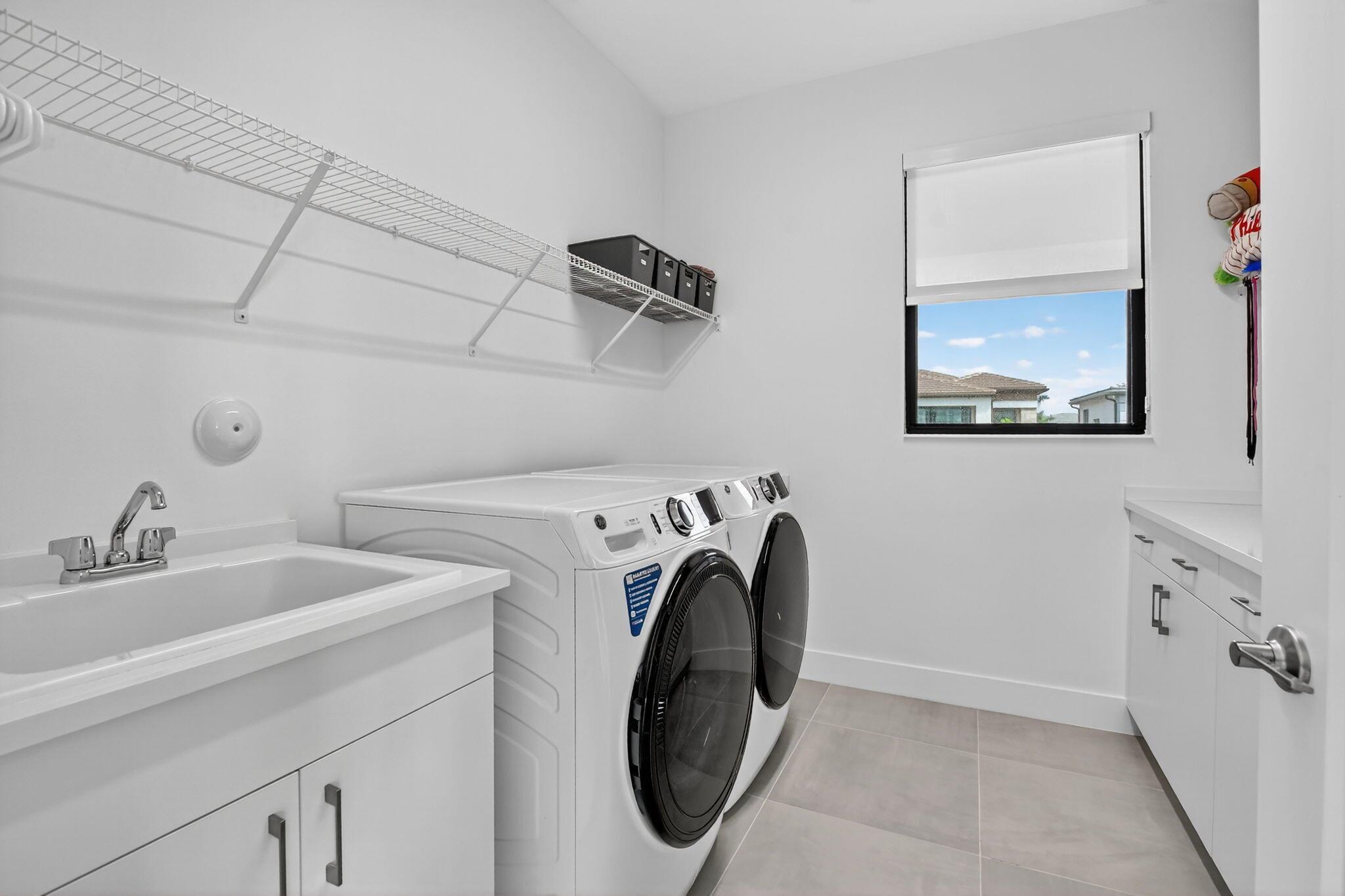 Lotus Palm - Residential