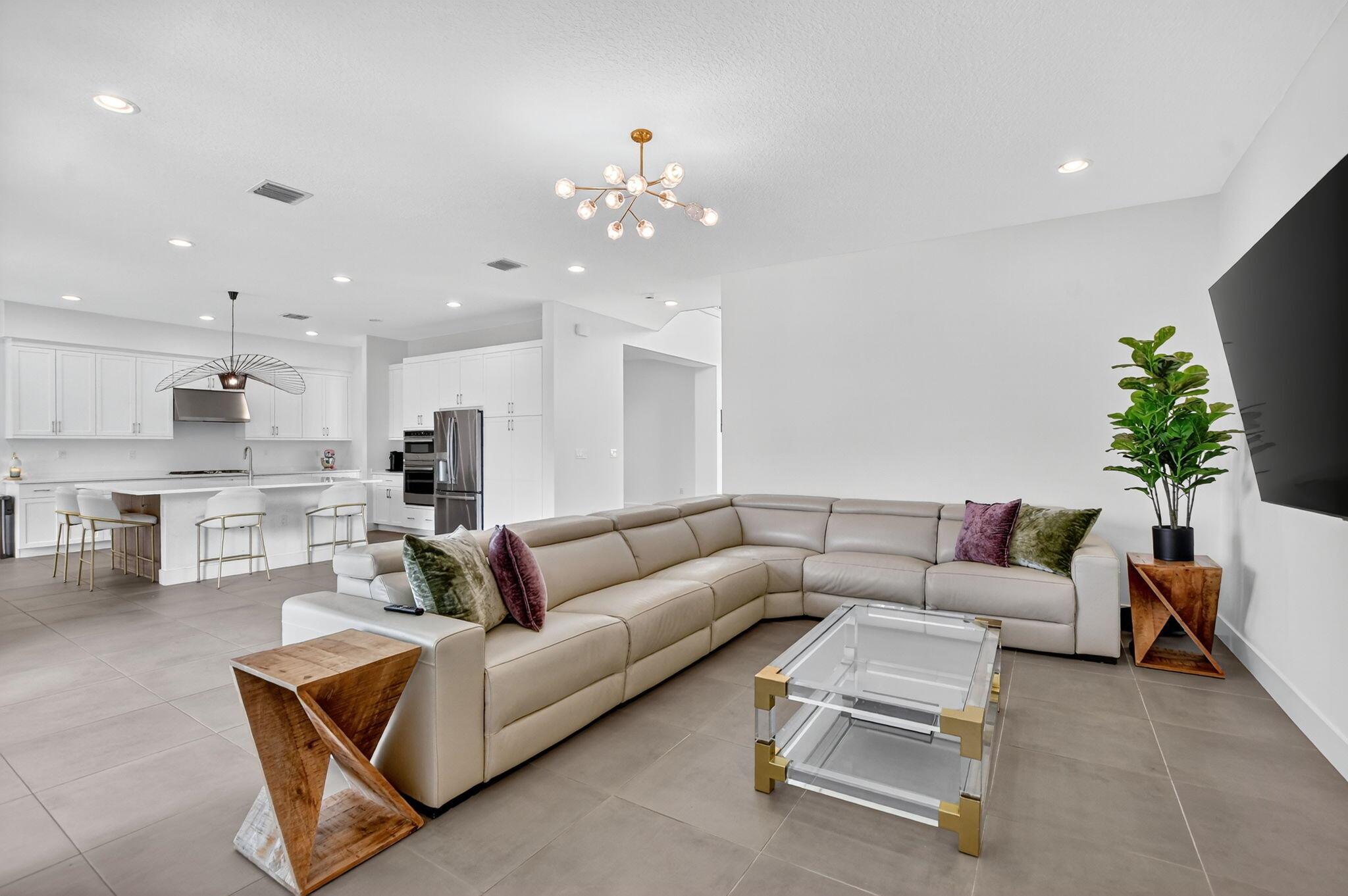 Lotus Palm - Residential