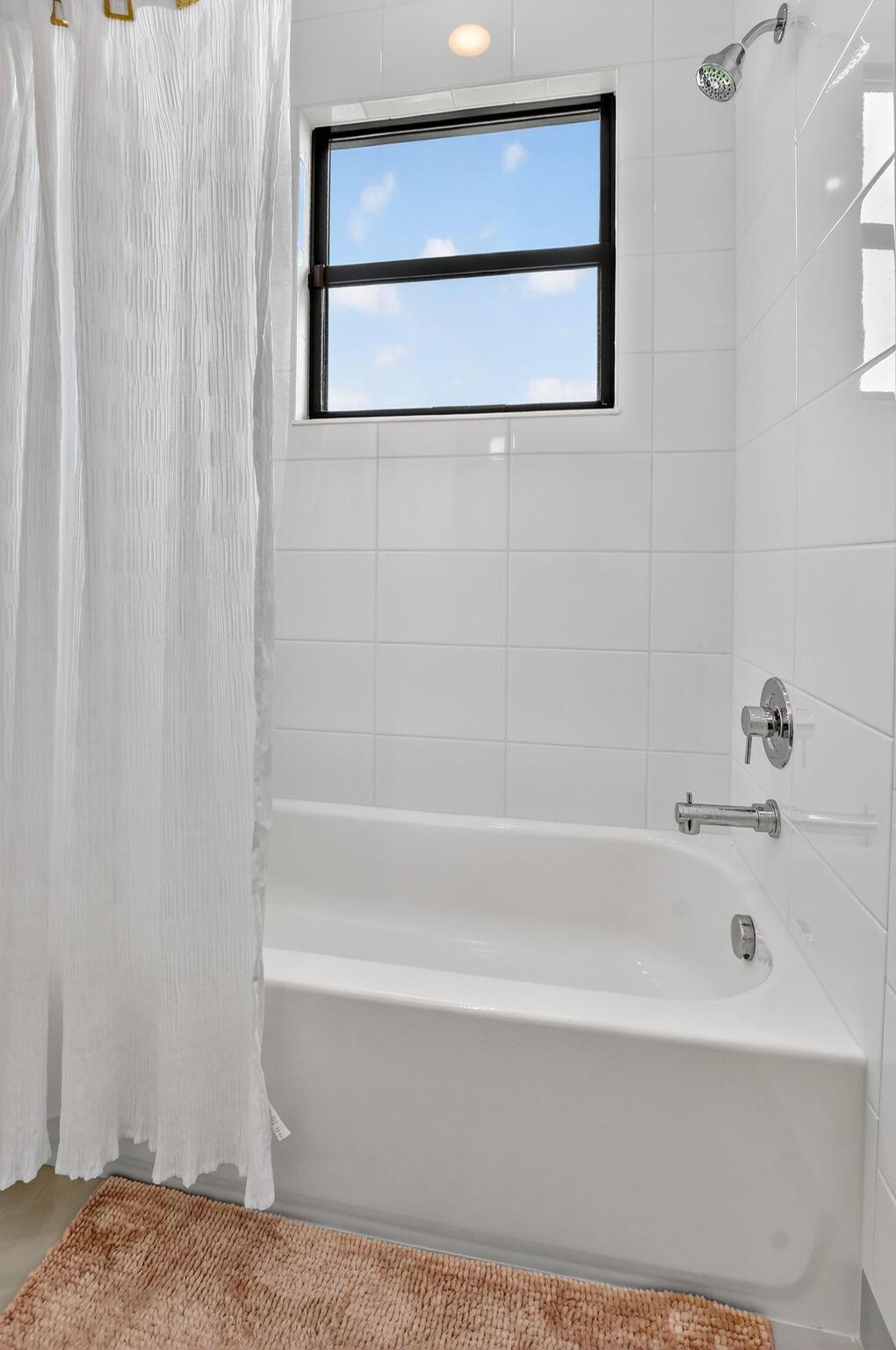 Lotus Palm - Residential