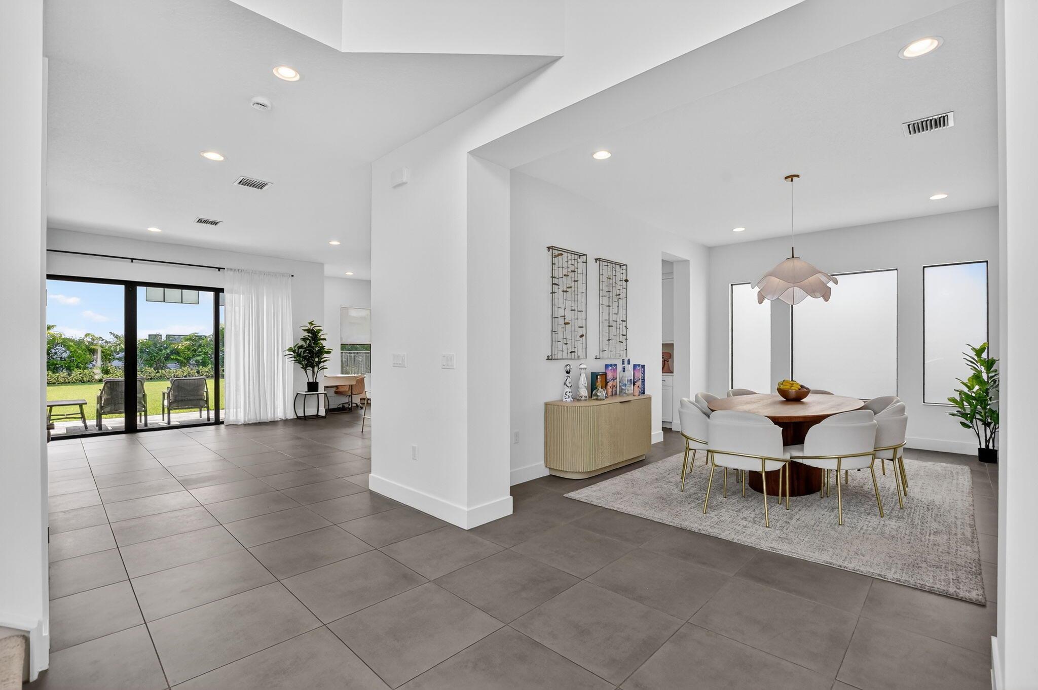 Lotus Palm - Residential