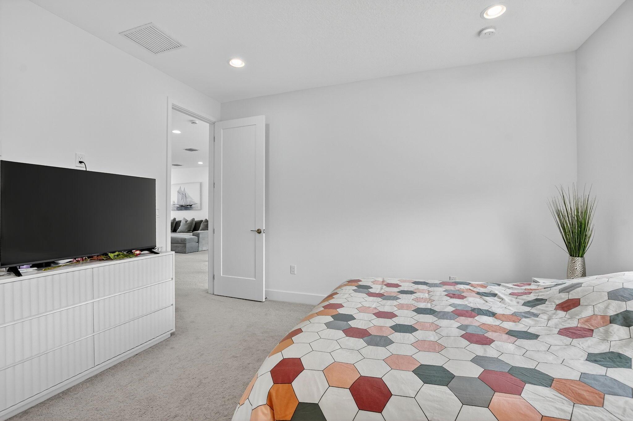 Lotus Palm - Residential