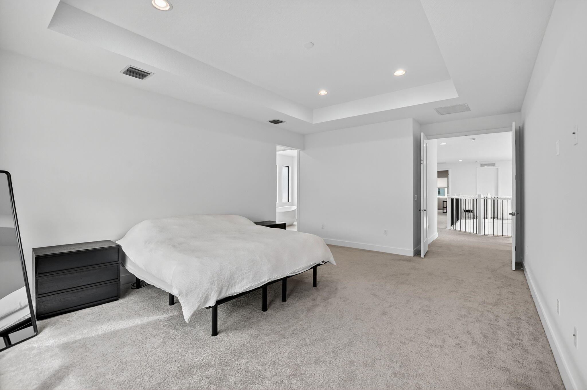 Lotus Palm - Residential