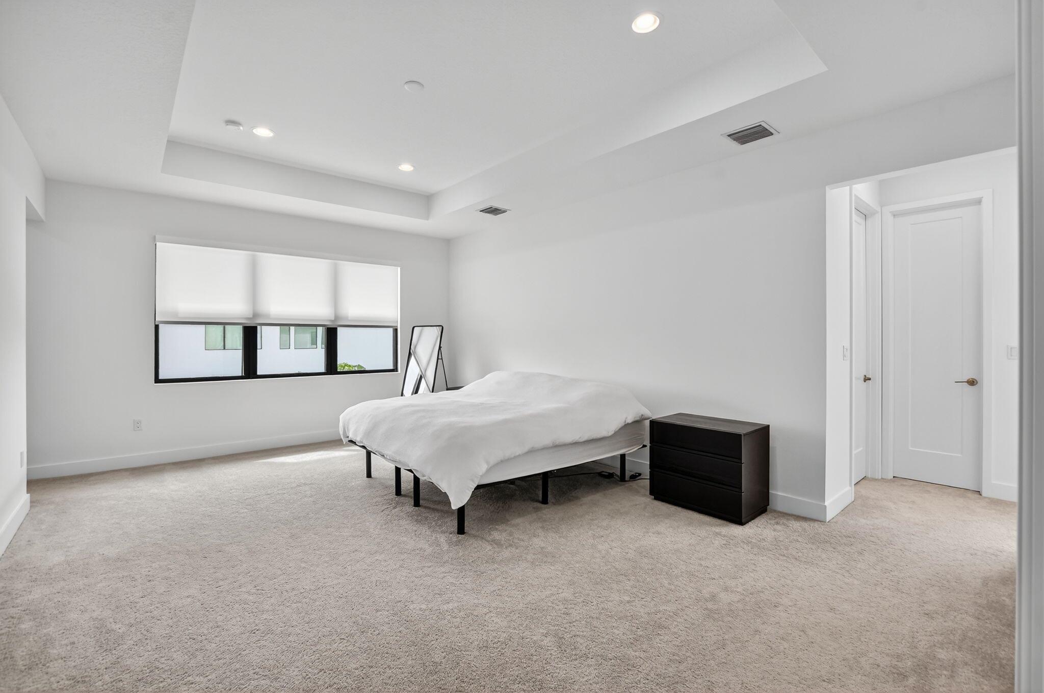 Lotus Palm - Residential