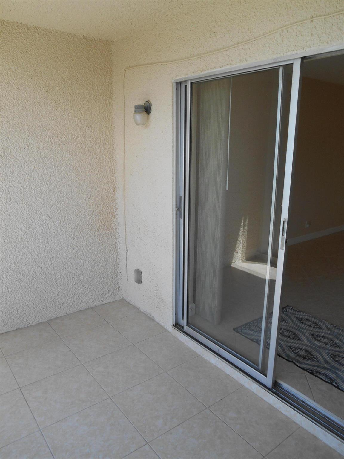 VILLAGE ROYALE - Residential Lease