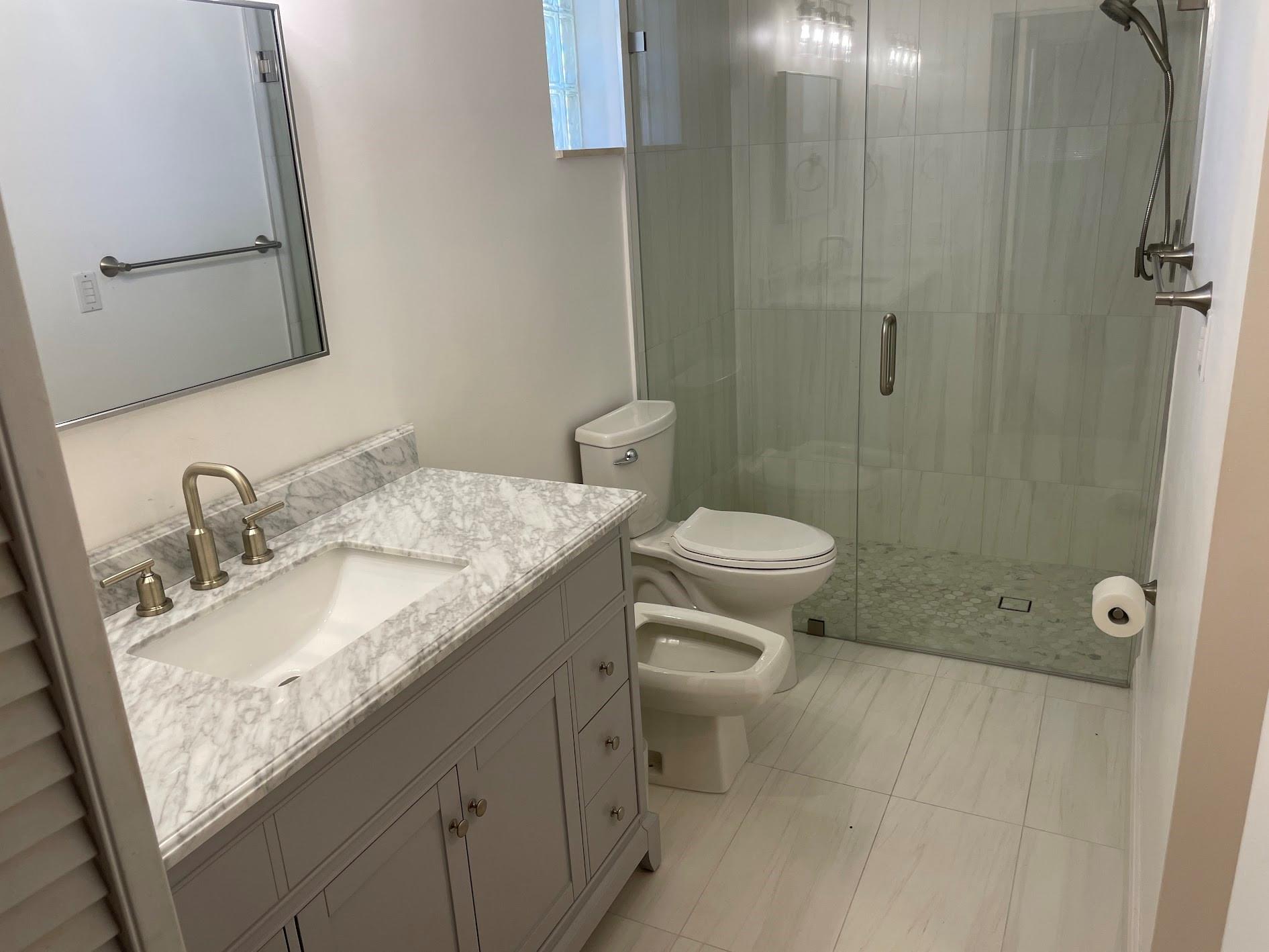 1409 Richard Ln