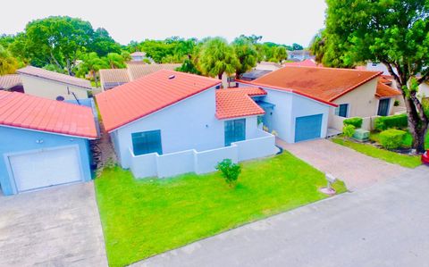 A home in Deerfield Beach