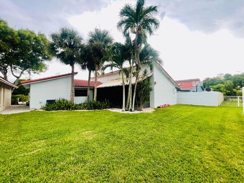 A home in Deerfield Beach