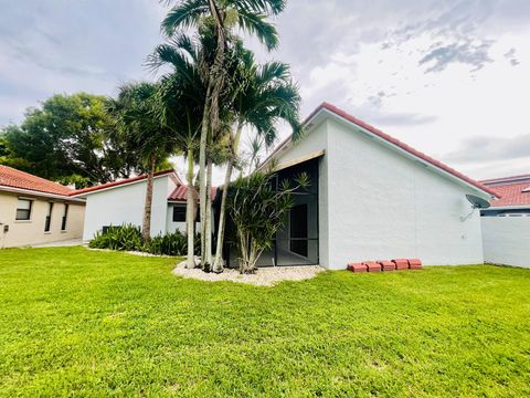 A home in Deerfield Beach