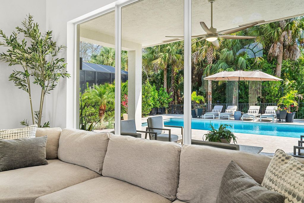 Photo of 10317 Oak Meadow Lane, Lake Worth, FL 33449 (MLS # B26021311)