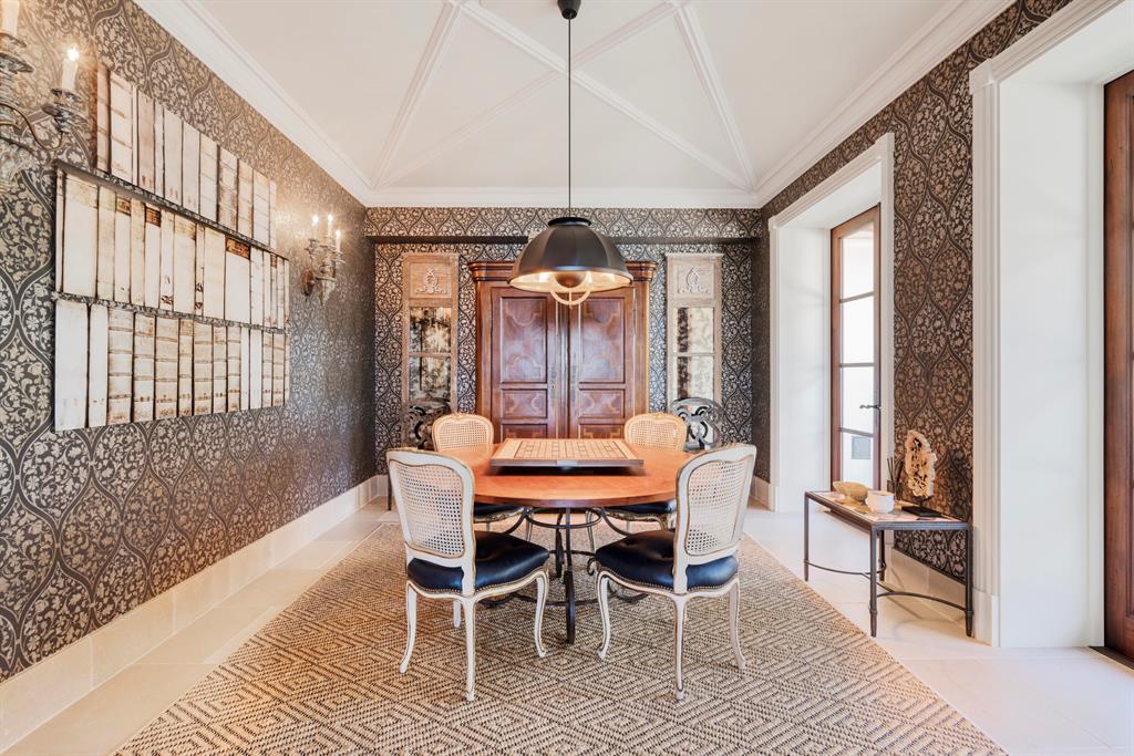 LAS VENTANAS CONDO - Residential