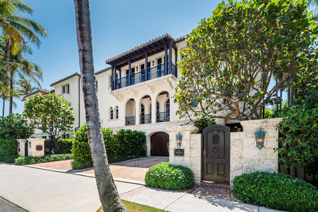 LAS VENTANAS CONDO - Residential