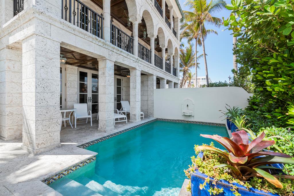 LAS VENTANAS CONDO - Residential