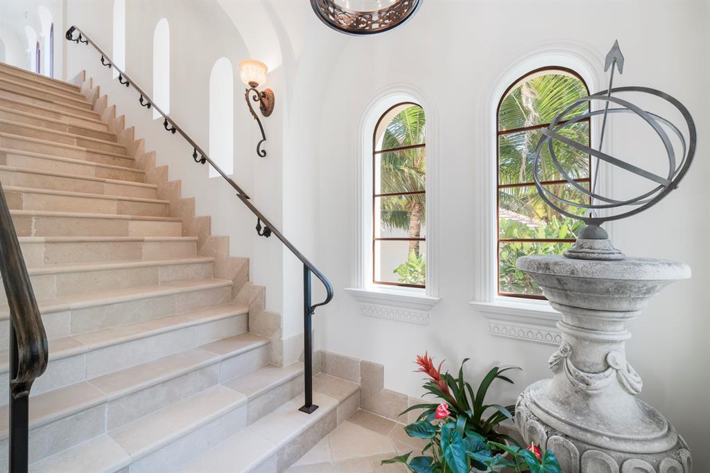 LAS VENTANAS CONDO - Residential