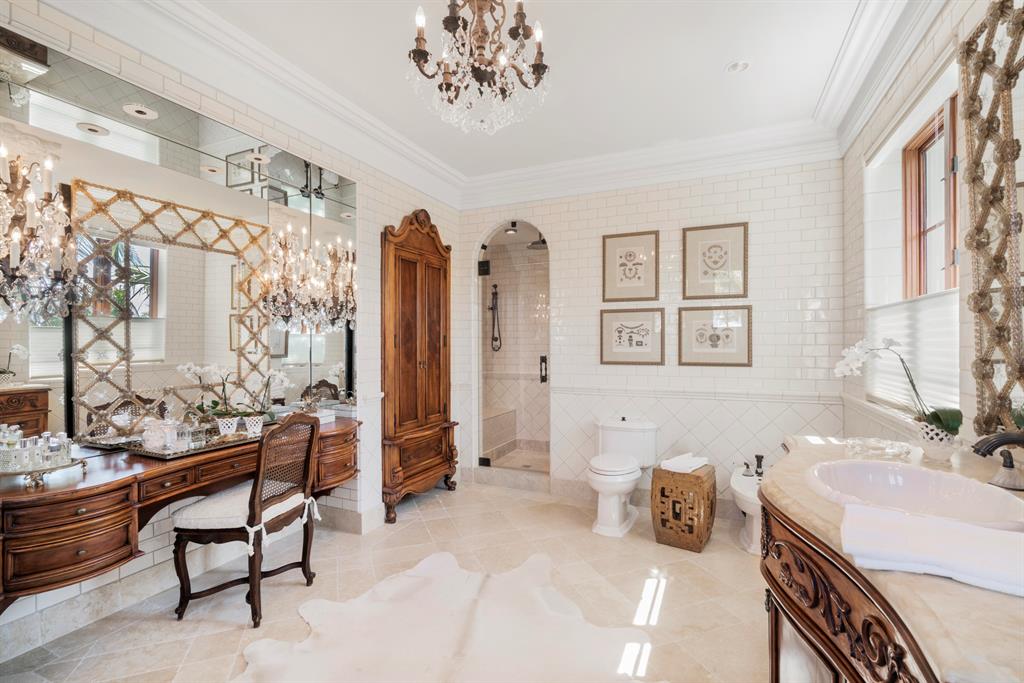 LAS VENTANAS CONDO - Residential