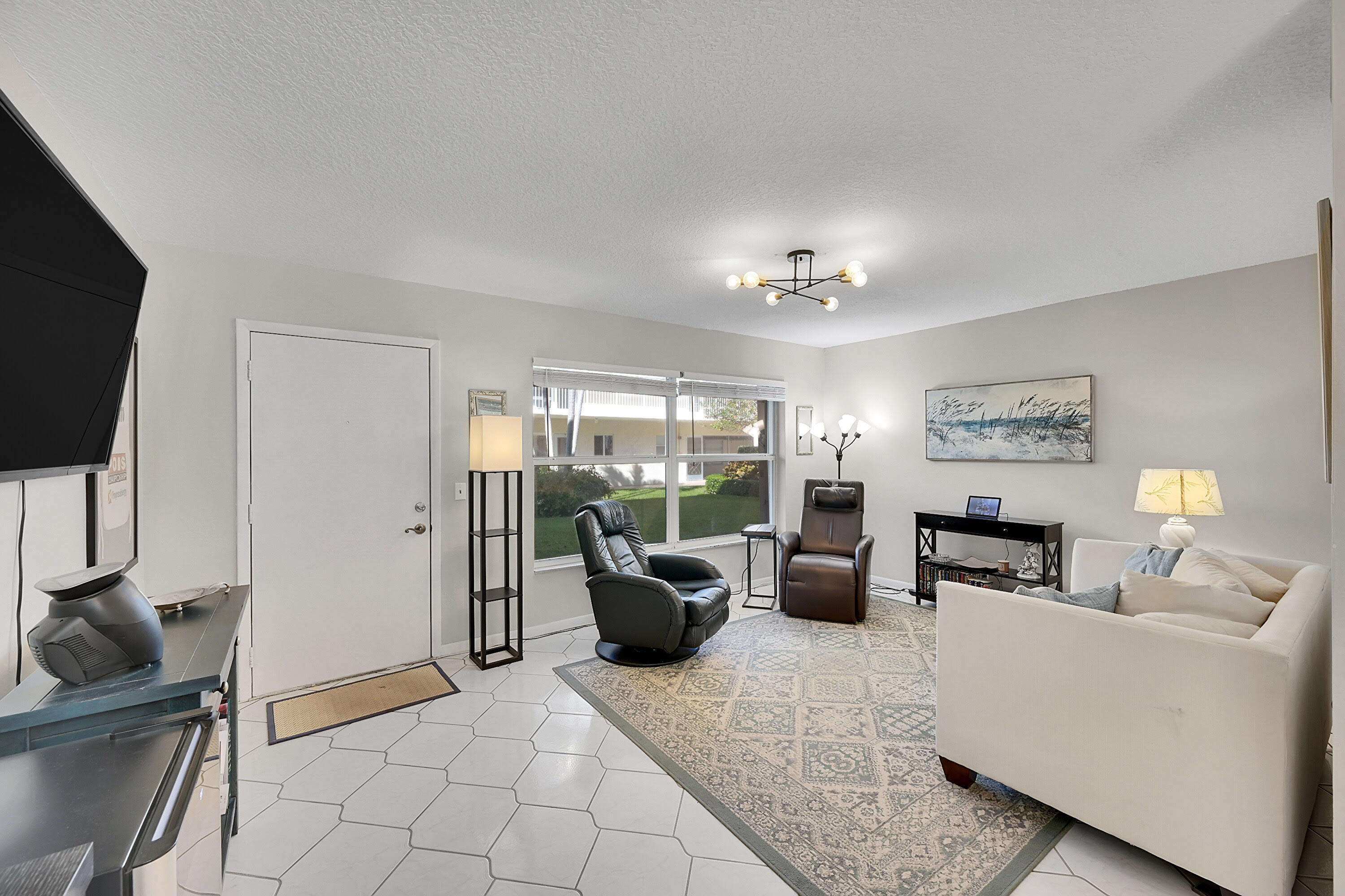 632 Snug Harbor Drive D3