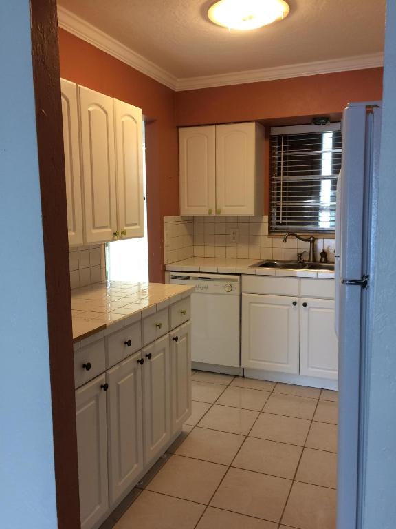 Garden Cove Condo - Residential