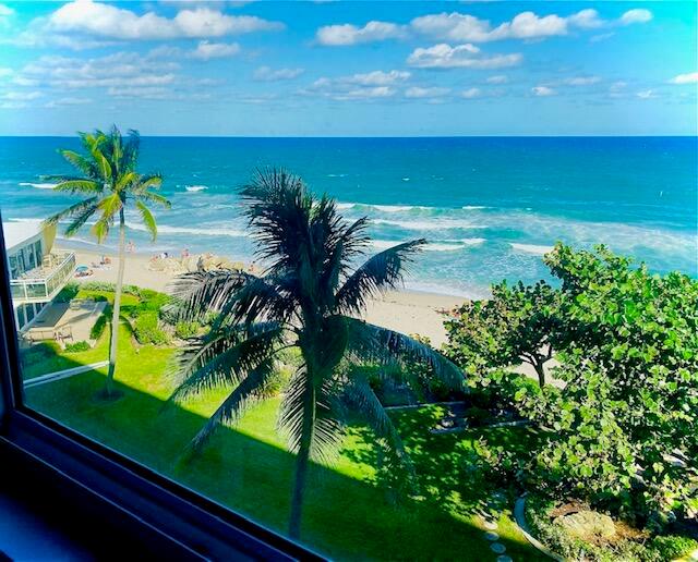 Fantastic 2 BR oceanfront location in Cove Beach Club, Deerfield Beach's only beachfront high-rise directly on the Atlantic!! Private beach is for owners only!! Windows of primary bedroom and LR balcony sliders open to the ocean. Two full baths with tubs, kitchen with appliances and washer/dryer, large pantry, large closets including a walk-through closet in principal BR. Cove Beach Club has a private oceanside pool adjacent to the bike & jogging promenade as well as beach access. On-site Manager, community room, elevators, fitness center, shuffleboard, play area. Walk to downtown dining.