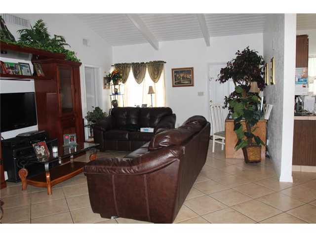 PALM BEACH LAKES SOUTH 2 - Residential Income