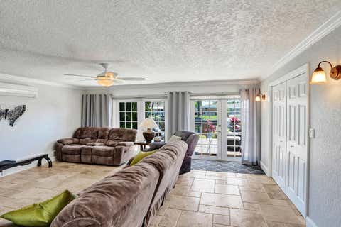 Tiny photo for 700 SE 5th Avenue, Pompano Beach, FL 33060 (MLS # B26026525)