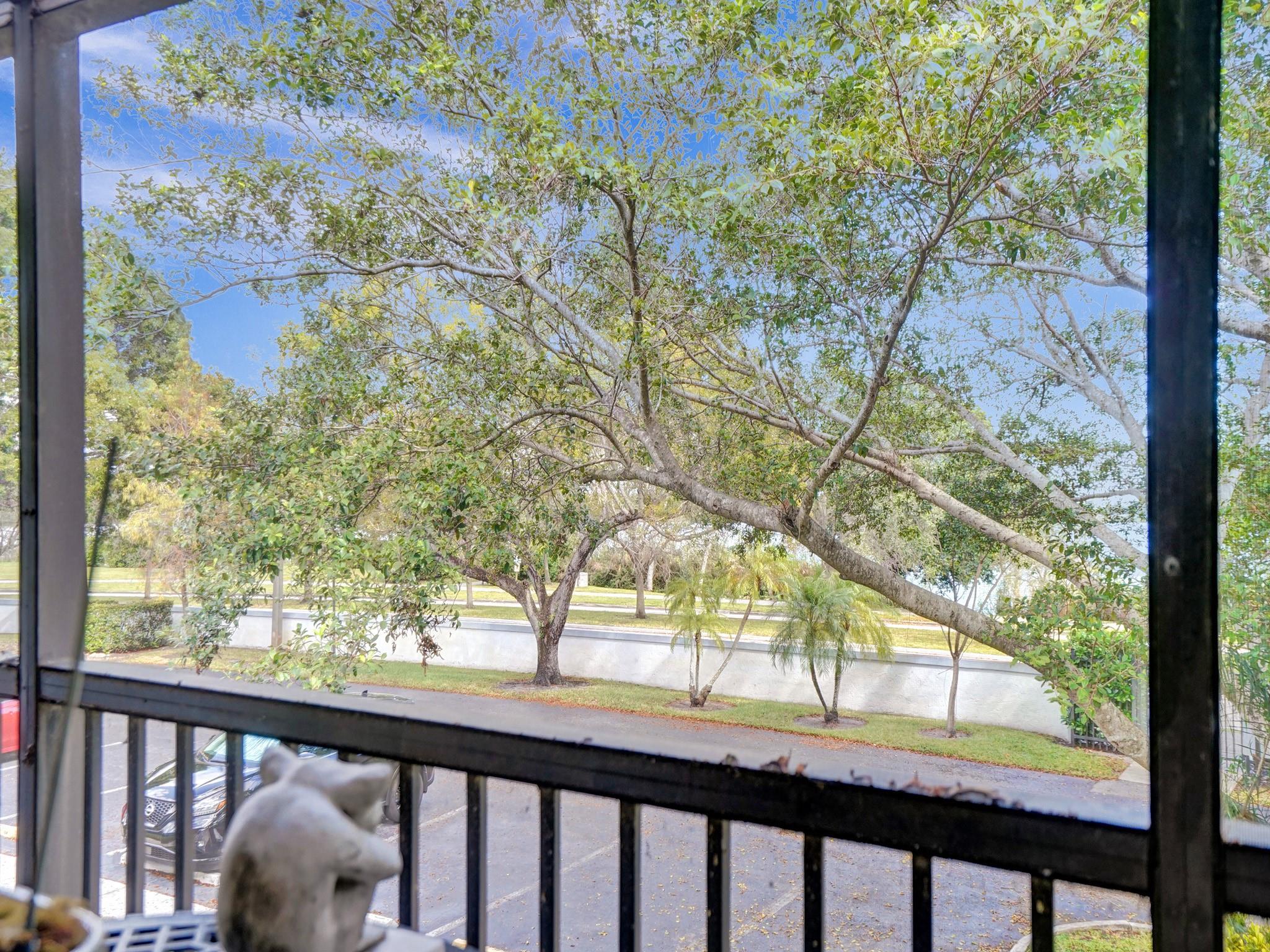 Lakes of Oakland Forest - Residential