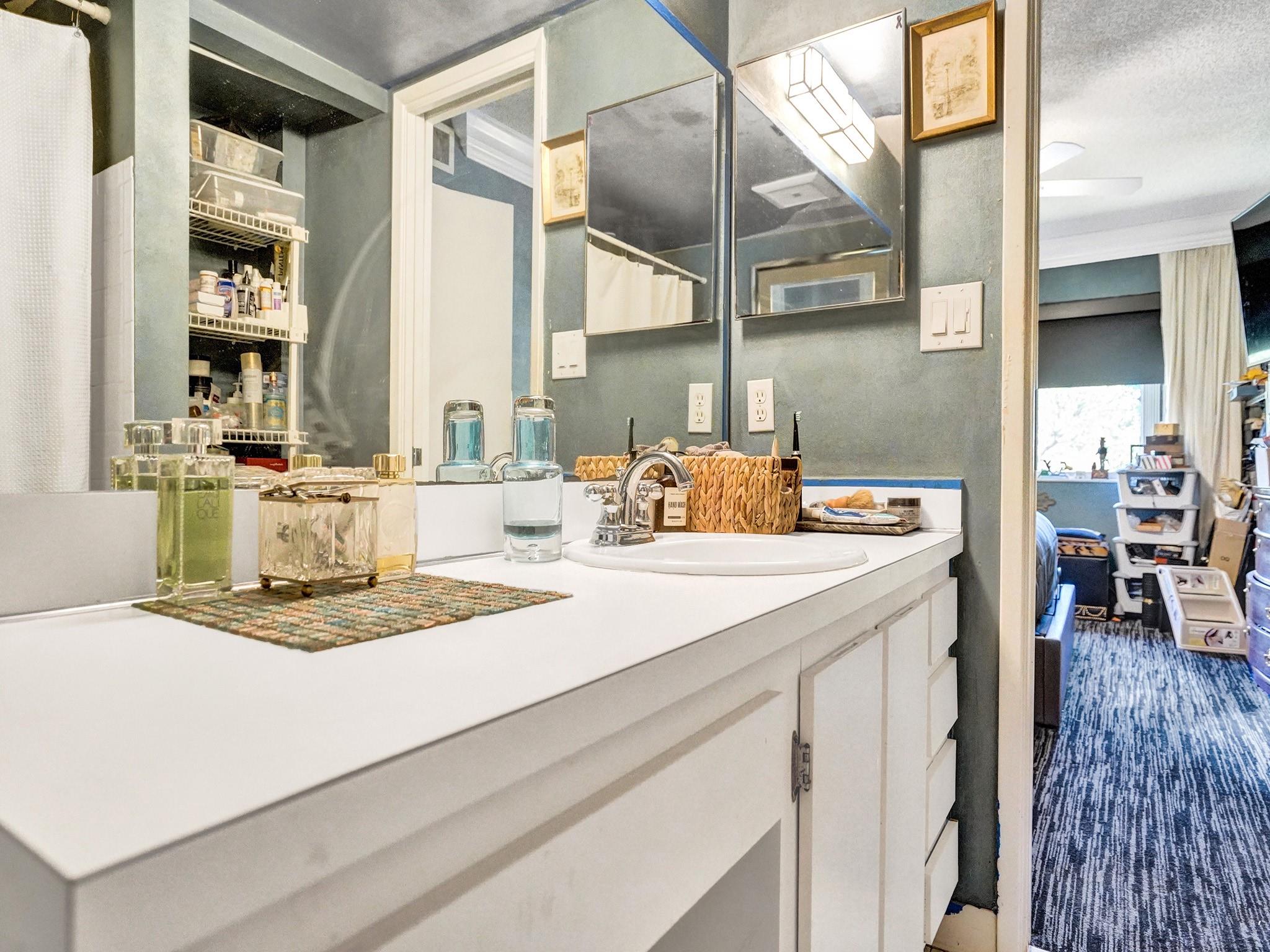 Lakes of Oakland Forest - Residential