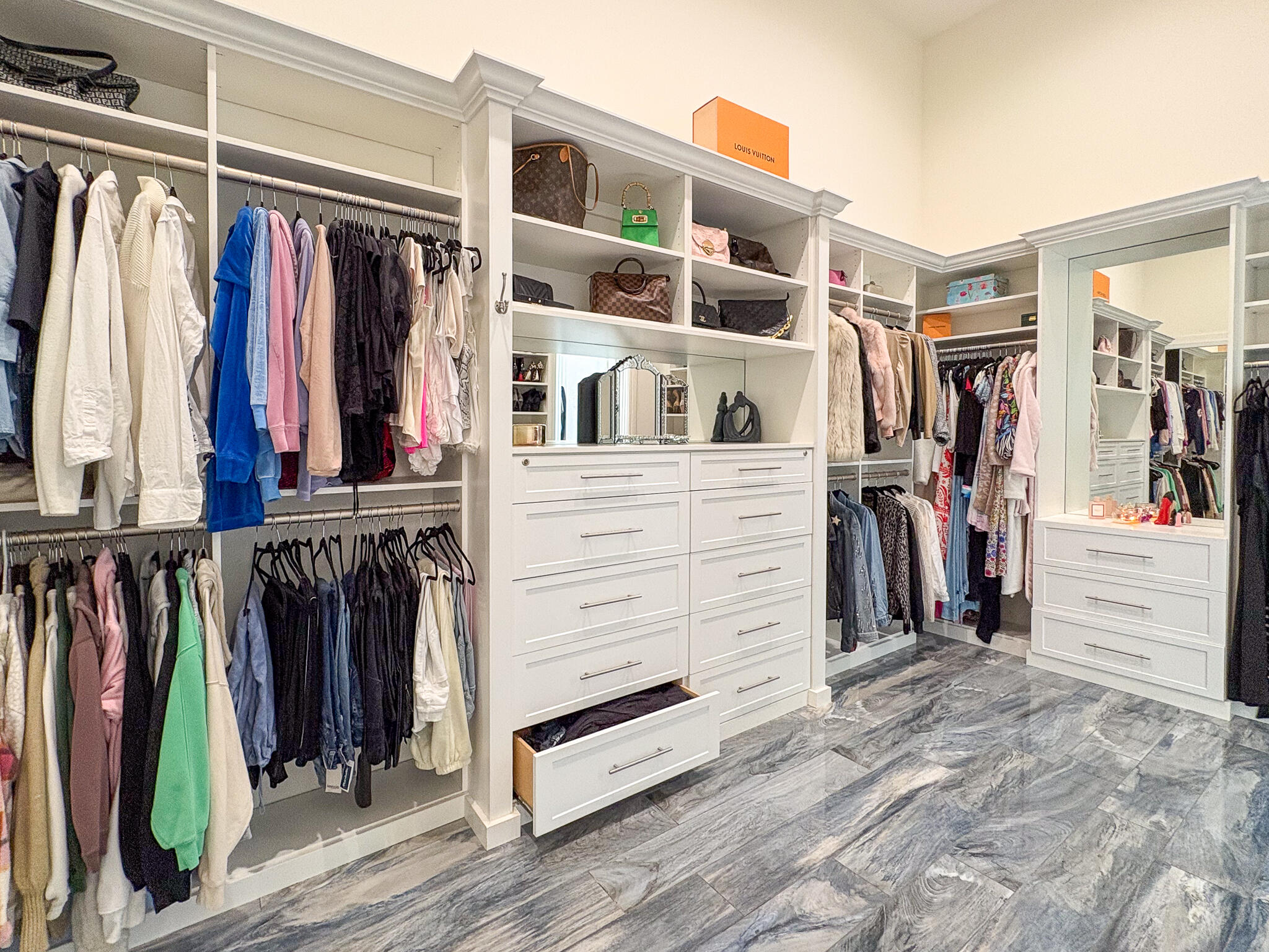 Glutchs - Residential