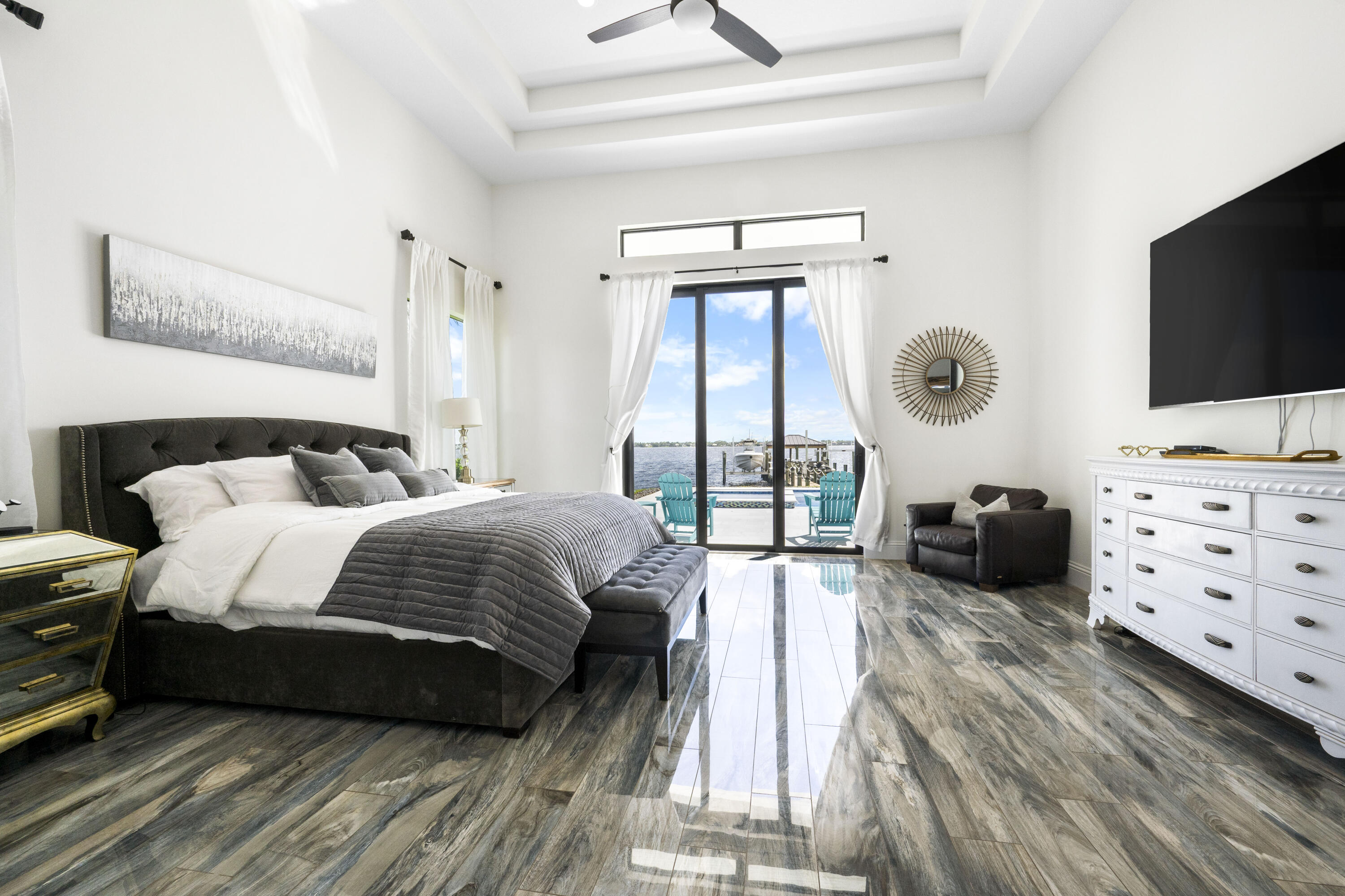 Jensen Beach, Florida, 34957, United States, 4 Bedrooms Bedrooms, ,5 BathroomsBathrooms,Residential,Active,2008001