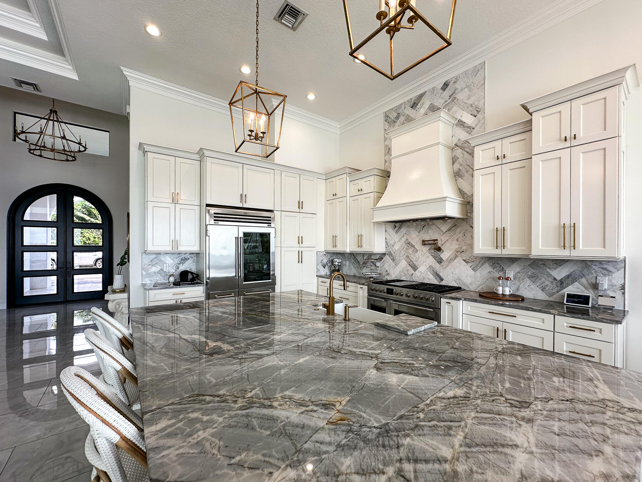 Glutchs - Residential