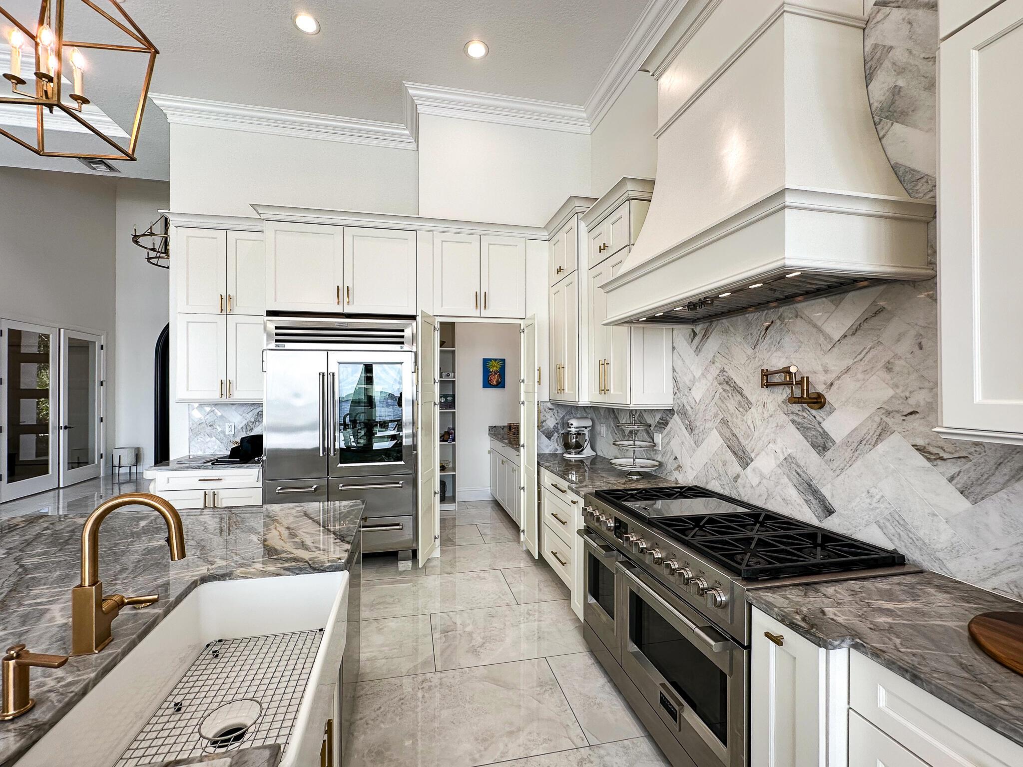 Glutchs - Residential