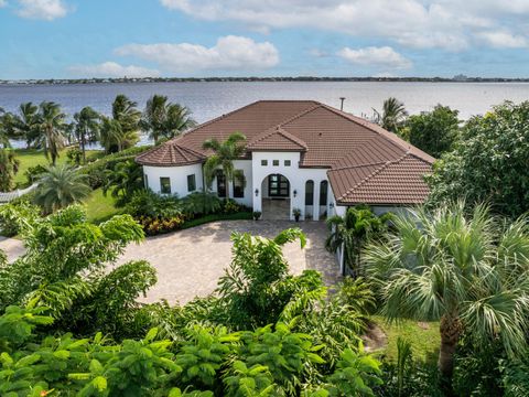 1000 NE Wright Avenue Jensen Beach FL 34957