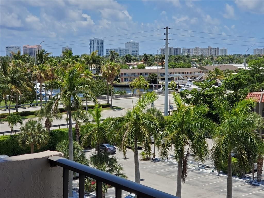Photo of 777 S Federal Hwy #609c, Pompano Beach, FL 33062 (MLS # F10280226)